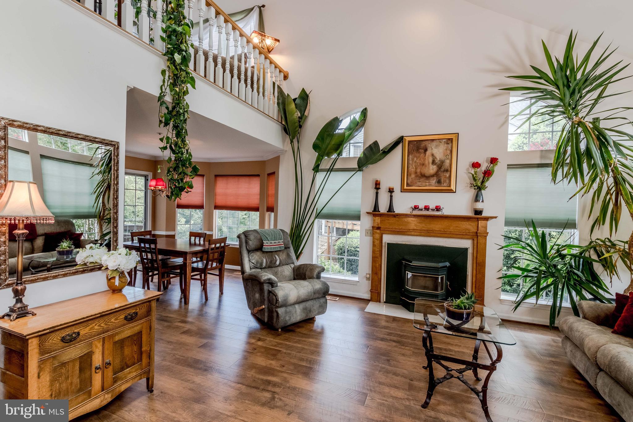 BARRINGTON POINTE CONDOS - Residential