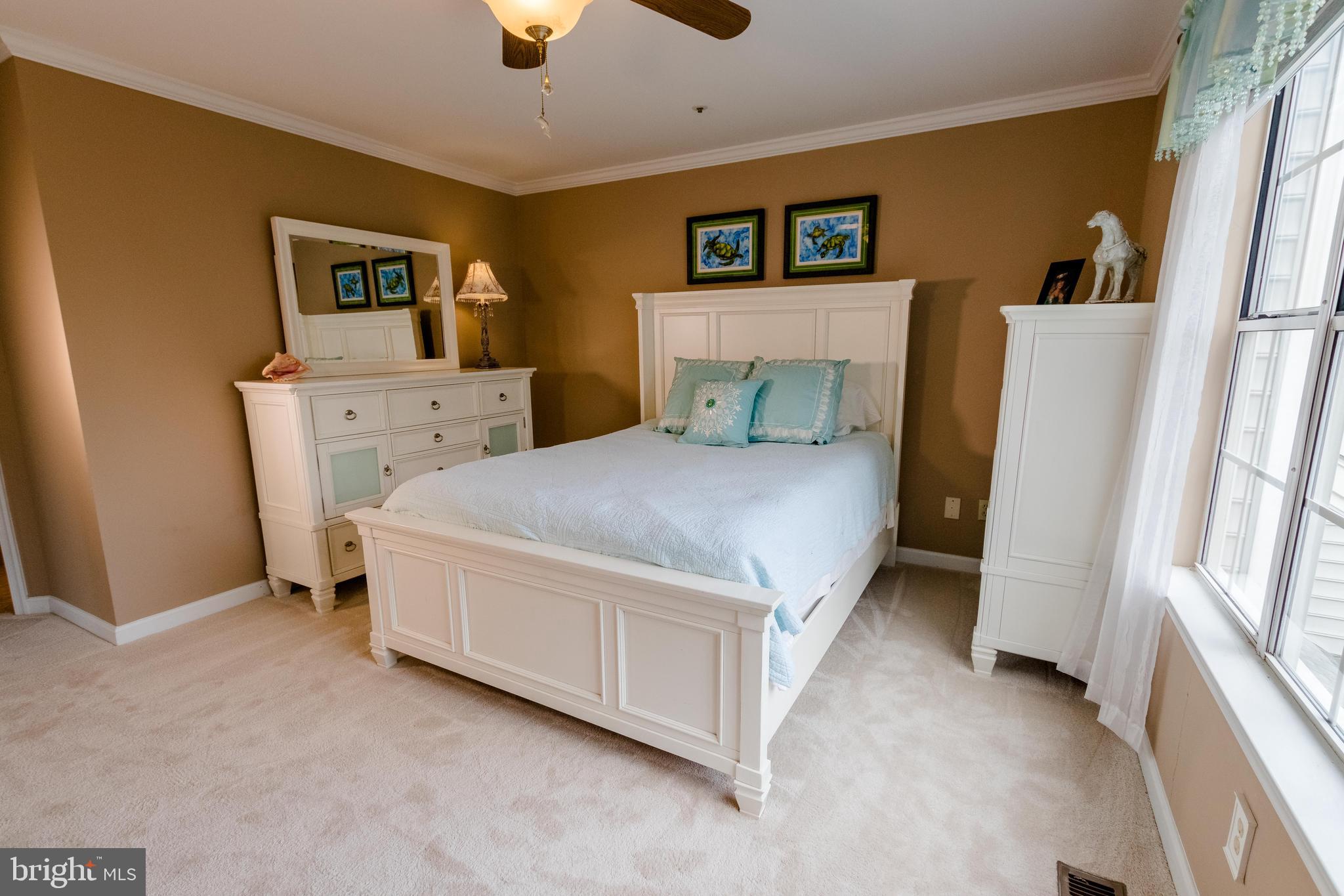 BARRINGTON POINTE CONDOS - Residential