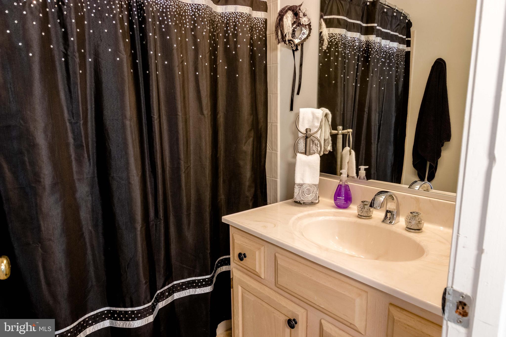 BARRINGTON POINTE CONDOS - Residential