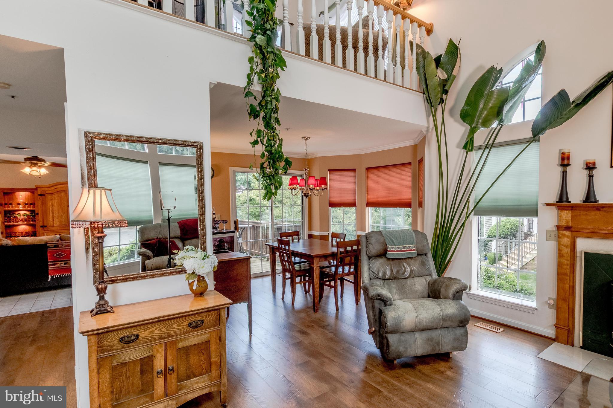 BARRINGTON POINTE CONDOS - Residential