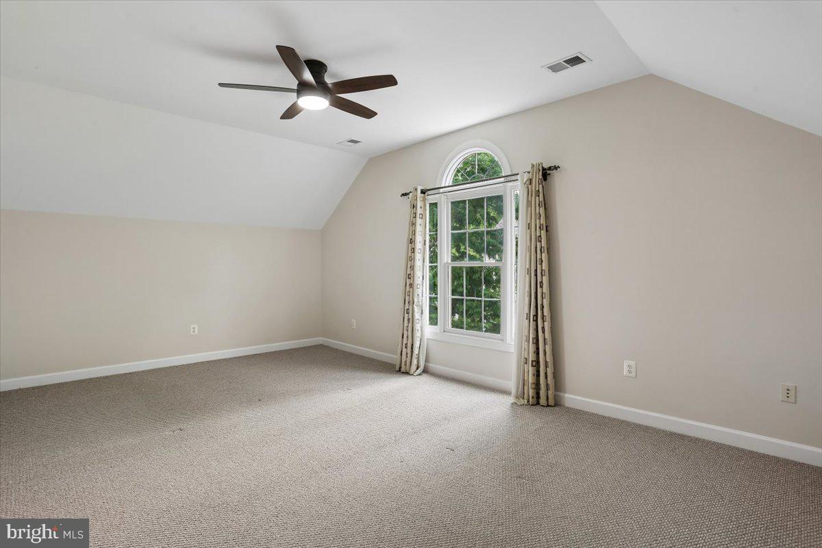KING FARM - Residential