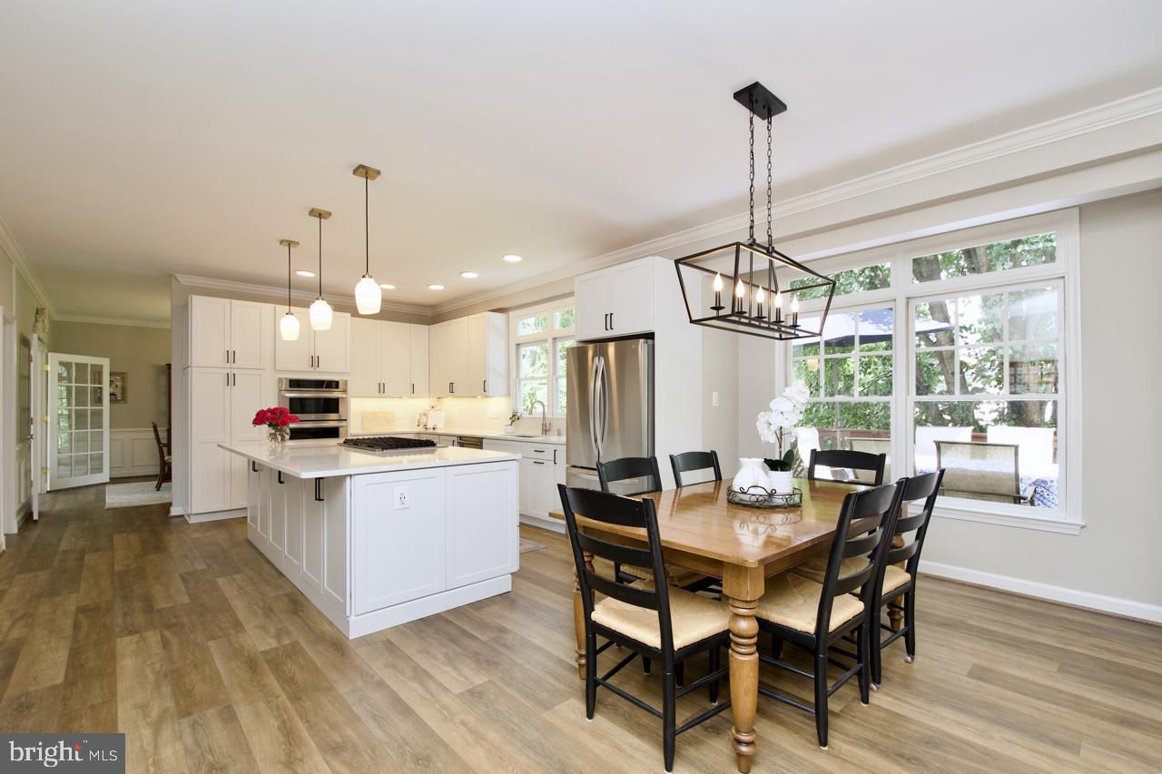 HAMPTON FOREST - Residential