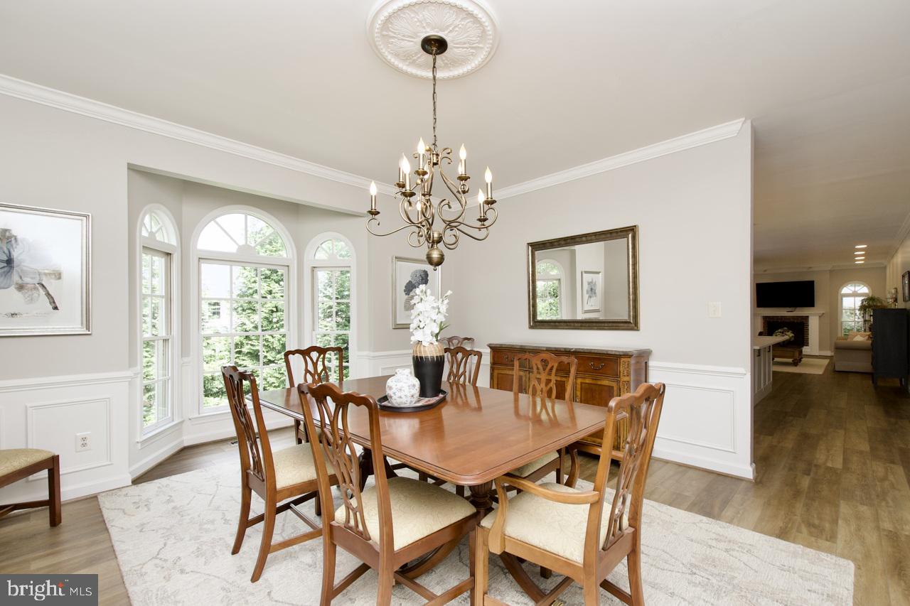 HAMPTON FOREST - Residential