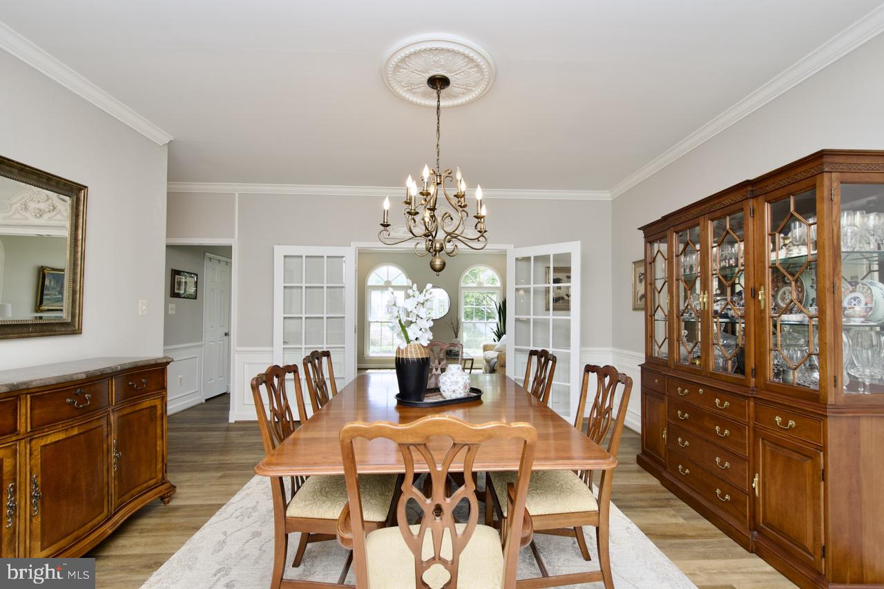 HAMPTON FOREST - Residential