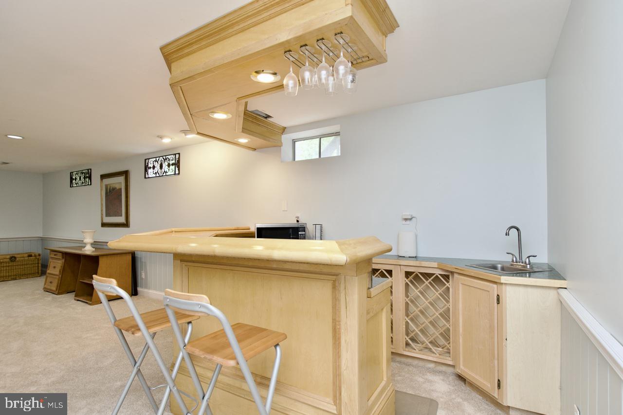 HAMPTON FOREST - Residential