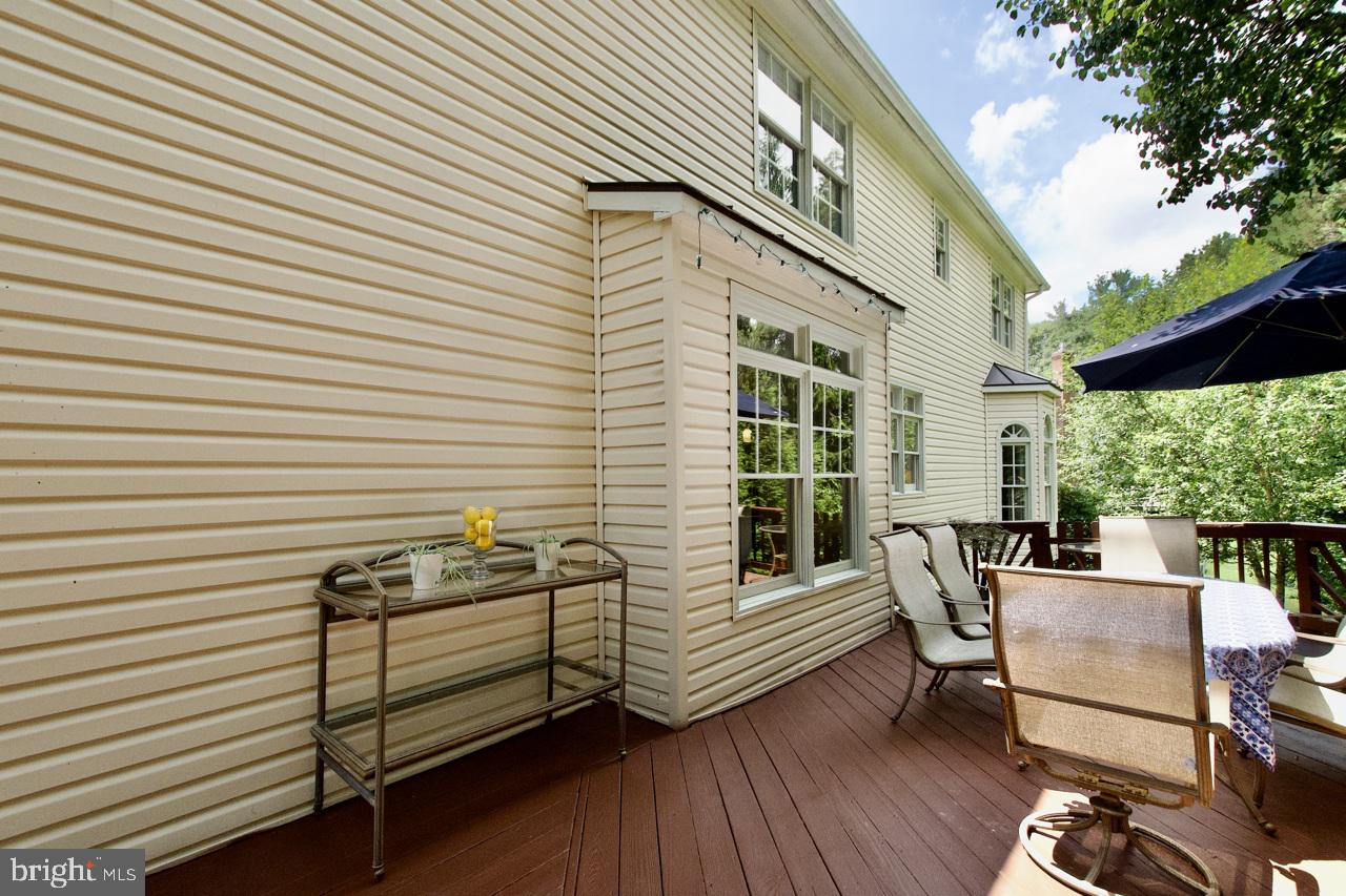 HAMPTON FOREST - Residential