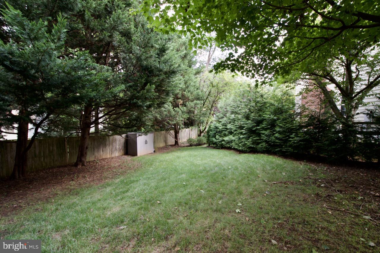 HAMPTON FOREST - Residential