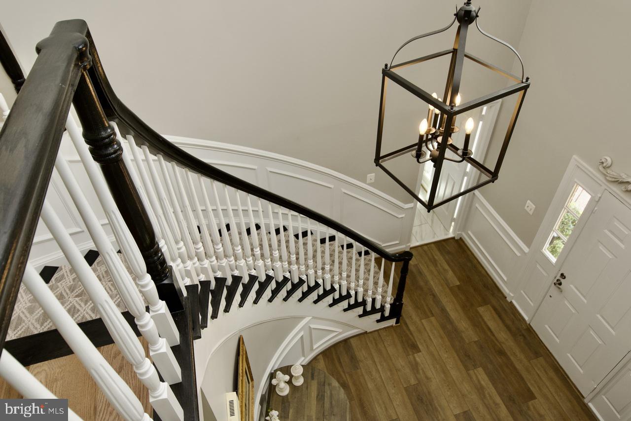 HAMPTON FOREST - Residential