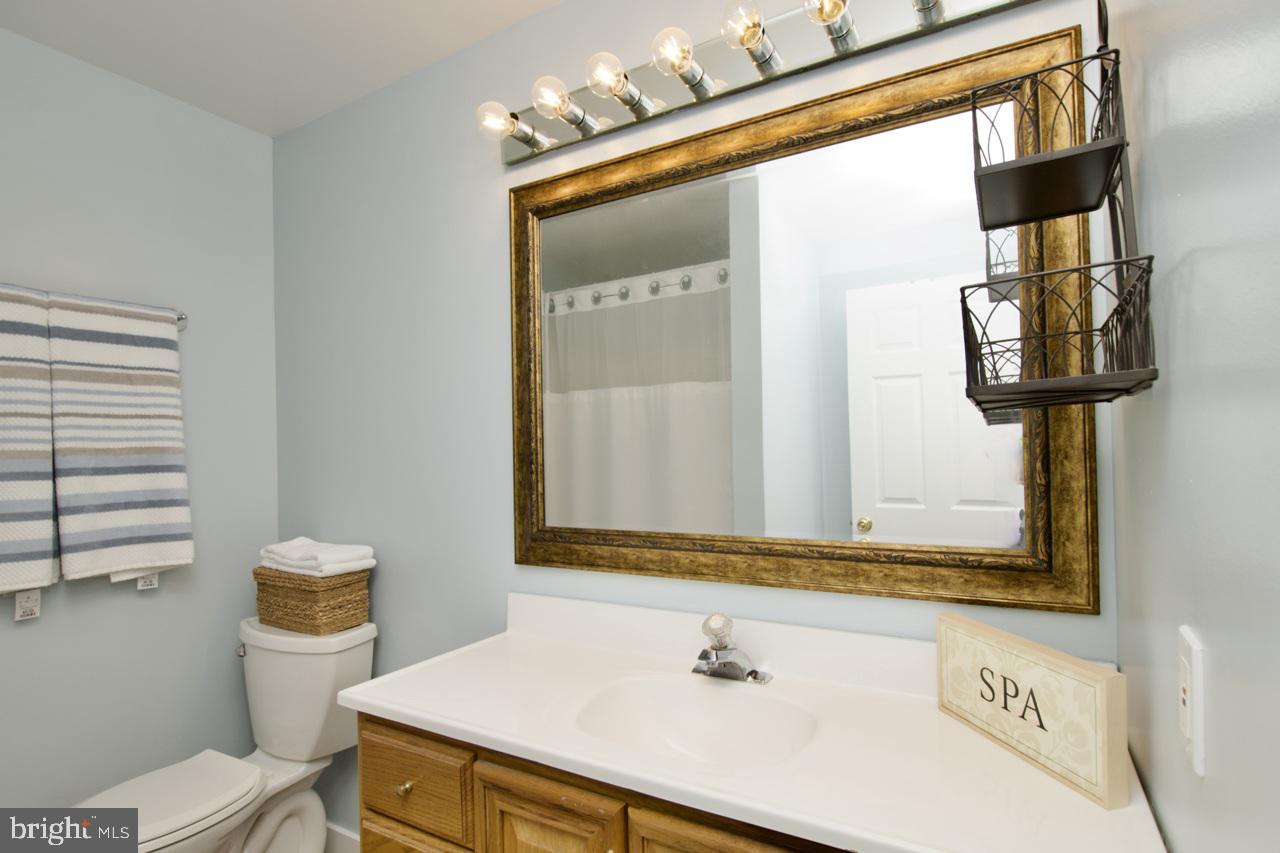 HAMPTON FOREST - Residential