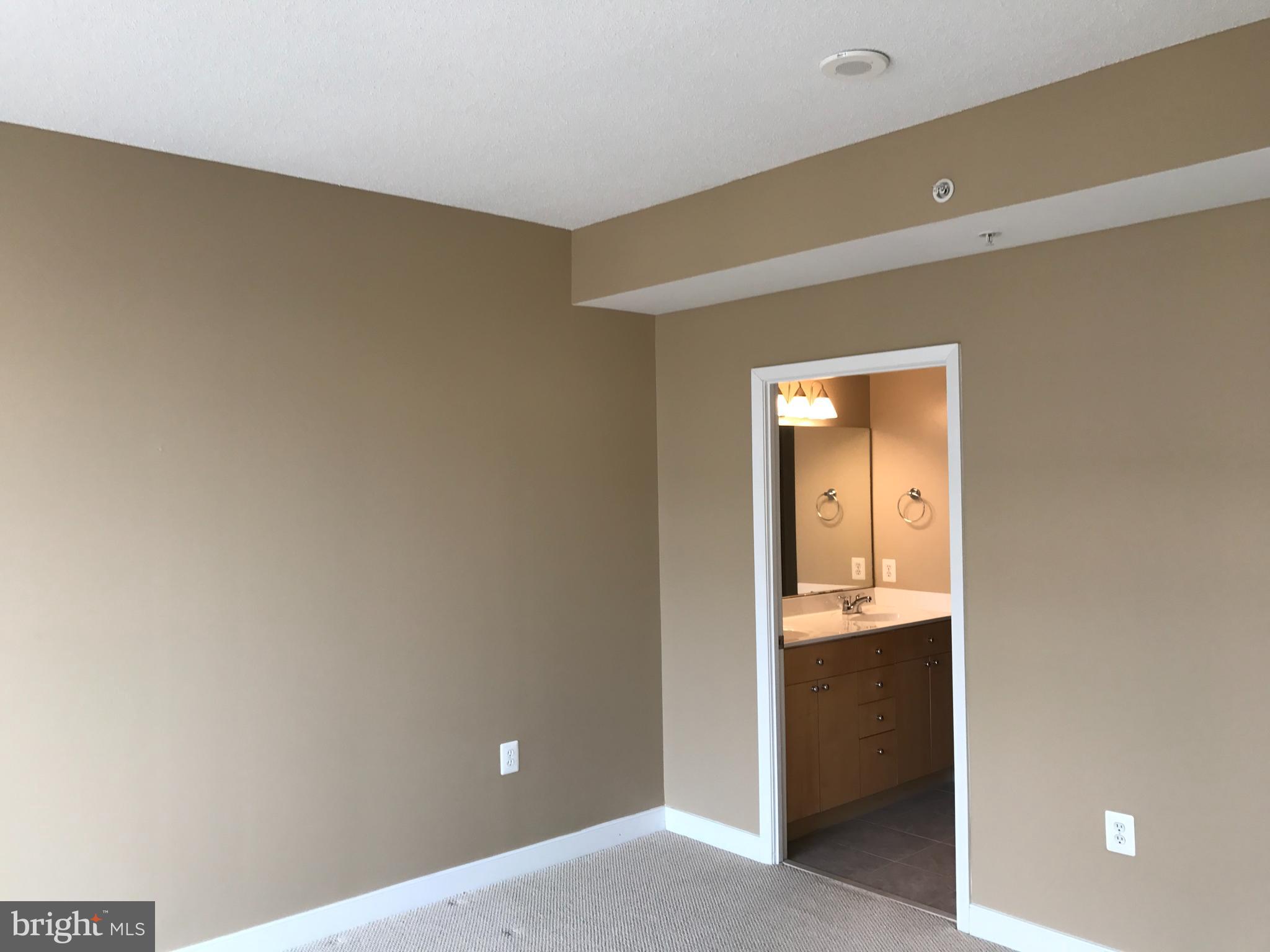 HAWTHORN - Residential Lease