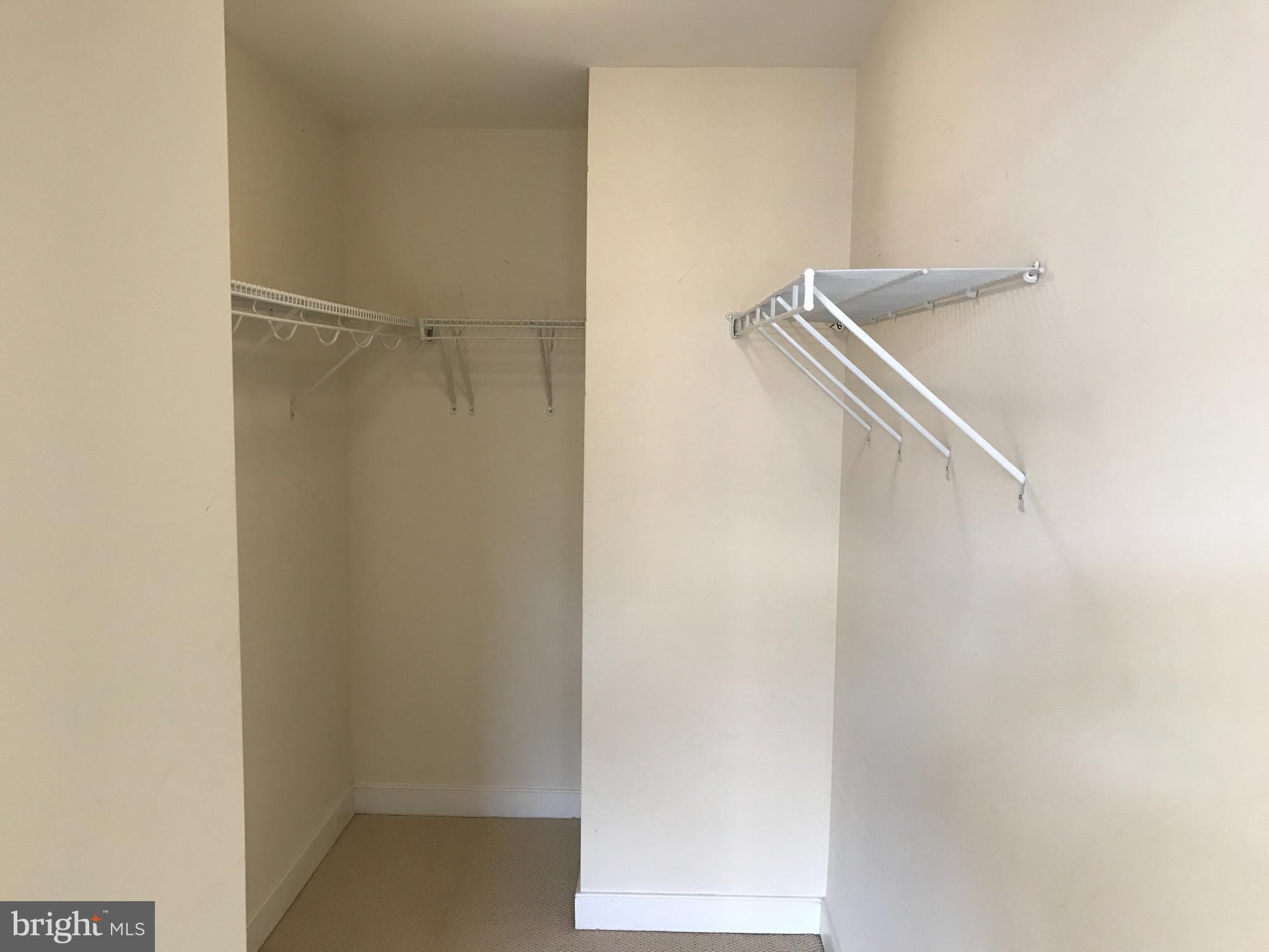 HAWTHORN - Residential Lease