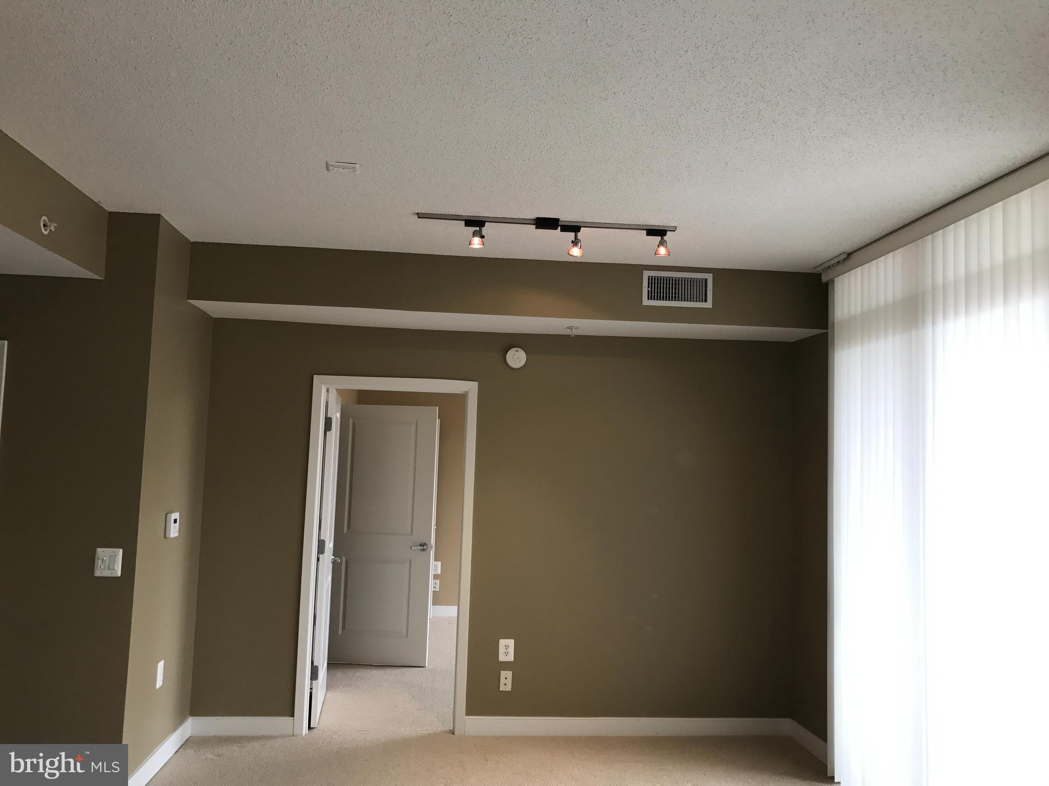 HAWTHORN - Residential Lease