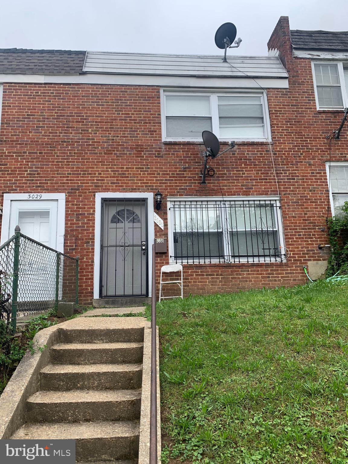 Recently renovated investment Rental Property. Current Rent $1,400 w/mngmt. Co Current lease until end of August. Seller seeking offers