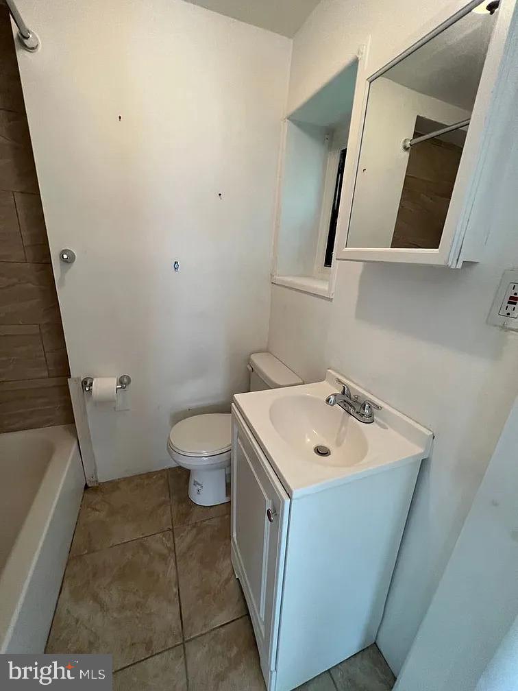 501 E HAINES STREET 3