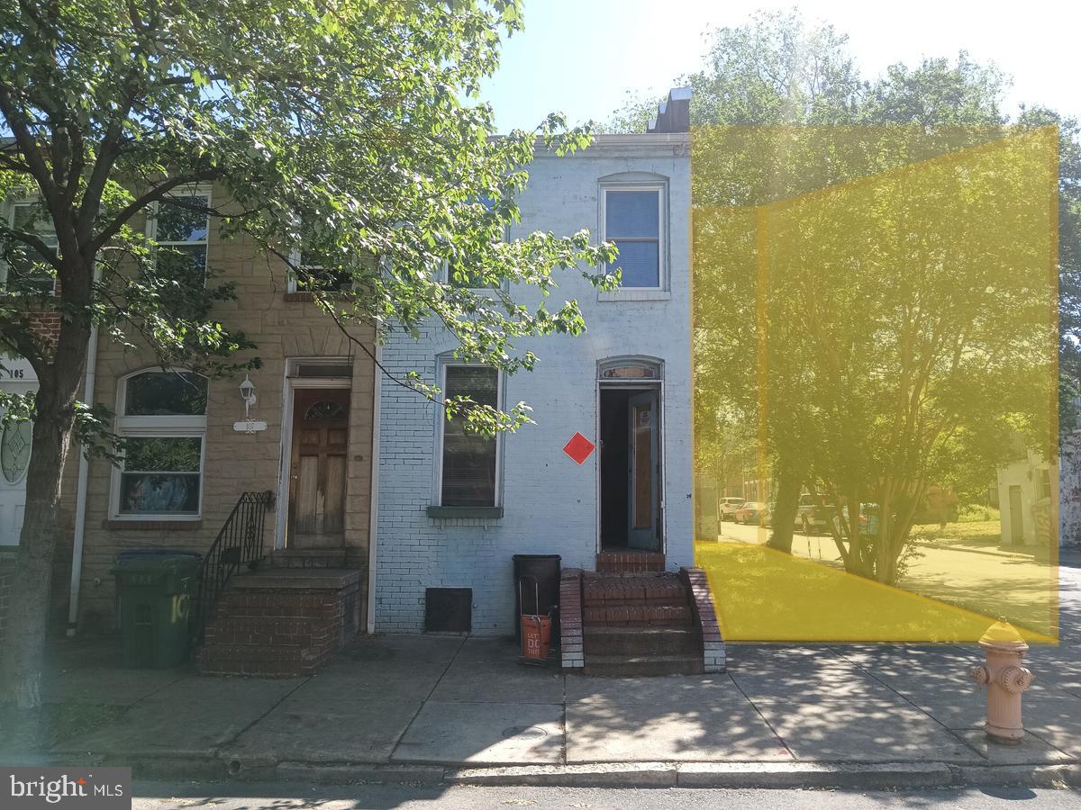 ONLINE AUCTION: Bidding begins 06/25/2025 @ 10:00 AM. Bidding ends 06/27/2025 @ 12:20 PM. List Price is Suggested Opening Bid. The properties at 109 and 111 S Schroeder St are located in Baltimore's Hollins Market neighborhood. 109 S Schroeder St is an end-unit, two-story brick rowhome, while 111 S Schroeder St is an adjacent vacant lot. Both properties are currently vacant. Nearby attractions include Camden Yards, Carroll Park, The University of Maryland Baltimore, the B&O Railroad Museum, and Hollins Market, Baltimore's oldest public market. Major traffic routes in the vicinity include West Baltimore Street and South Schroeder Street, providing access to downtown Baltimore and surrounding areas. Deposit: $7,500.