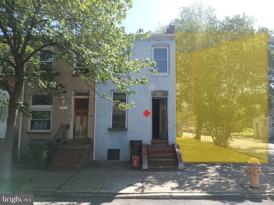 ONLINE AUCTION: Bidding begins 06/25/2025 @ 10:00 AM. Bidding ends 06/27/2025 @ 12:20 PM.  List Price is Suggested Opening Bid. The properties at 109 and 111 S Schroeder St are located in Baltimore's Hollins Market neighborhood. 109 S Schroeder St is an end-unit, two-story brick rowhome, while 111 S Schroeder St is an adjacent vacant lot. Both properties are currently vacant. Nearby attractions include Camden Yards, Carroll Park, The University of Maryland Baltimore, the B&O Railroad Museum, and Hollins Market, Baltimore's oldest public market. Major traffic routes in the vicinity include West Baltimore Street and South Schroeder Street, providing access to downtown Baltimore and surrounding areas. Deposit: $7,500.