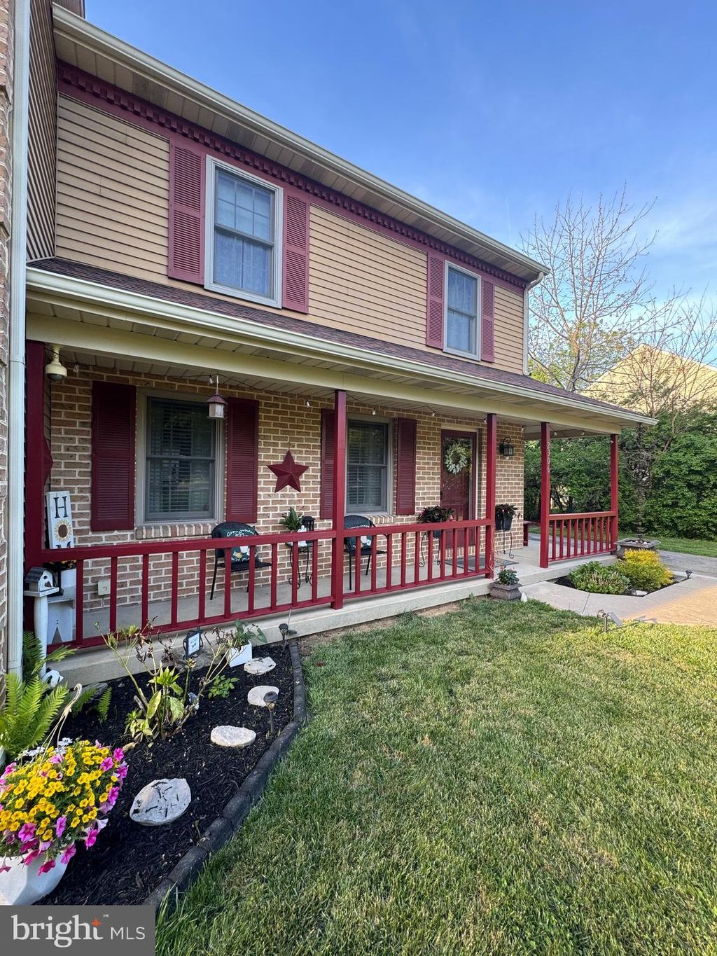 Photo of 2306 Lawnwood Court, EAST PETERSBURG, PA 17520 (MLS # PALA2088232)