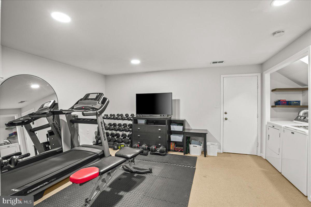 GAMBRILL COURT - Residential