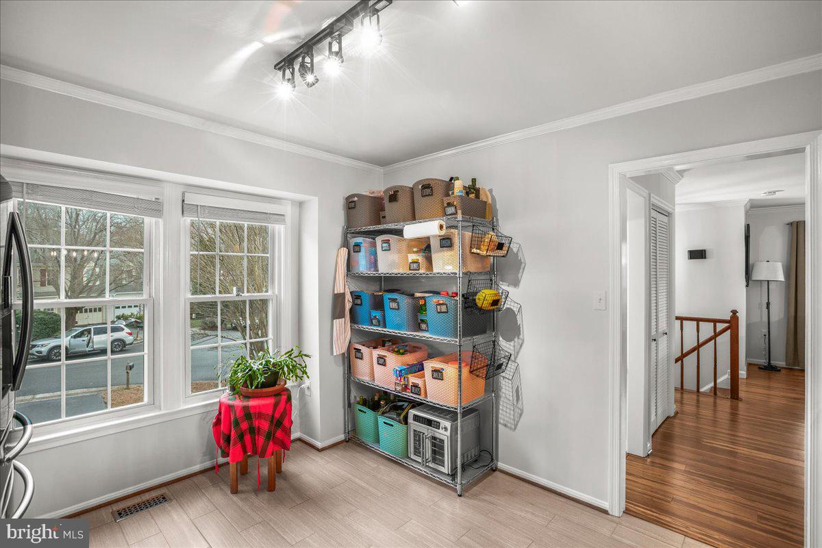 GAMBRILL COURT - Residential