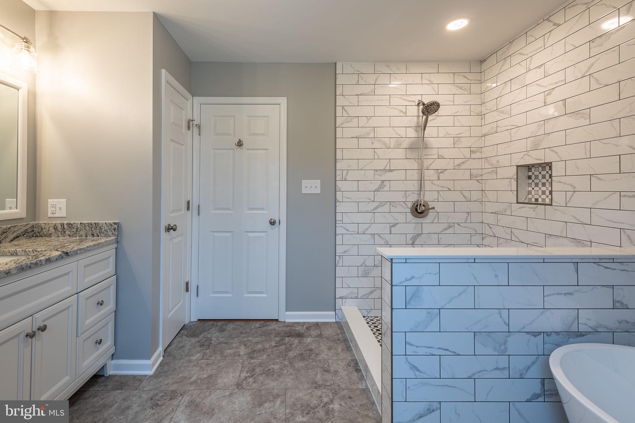 POTOMAC RIVER FARMS - Residential