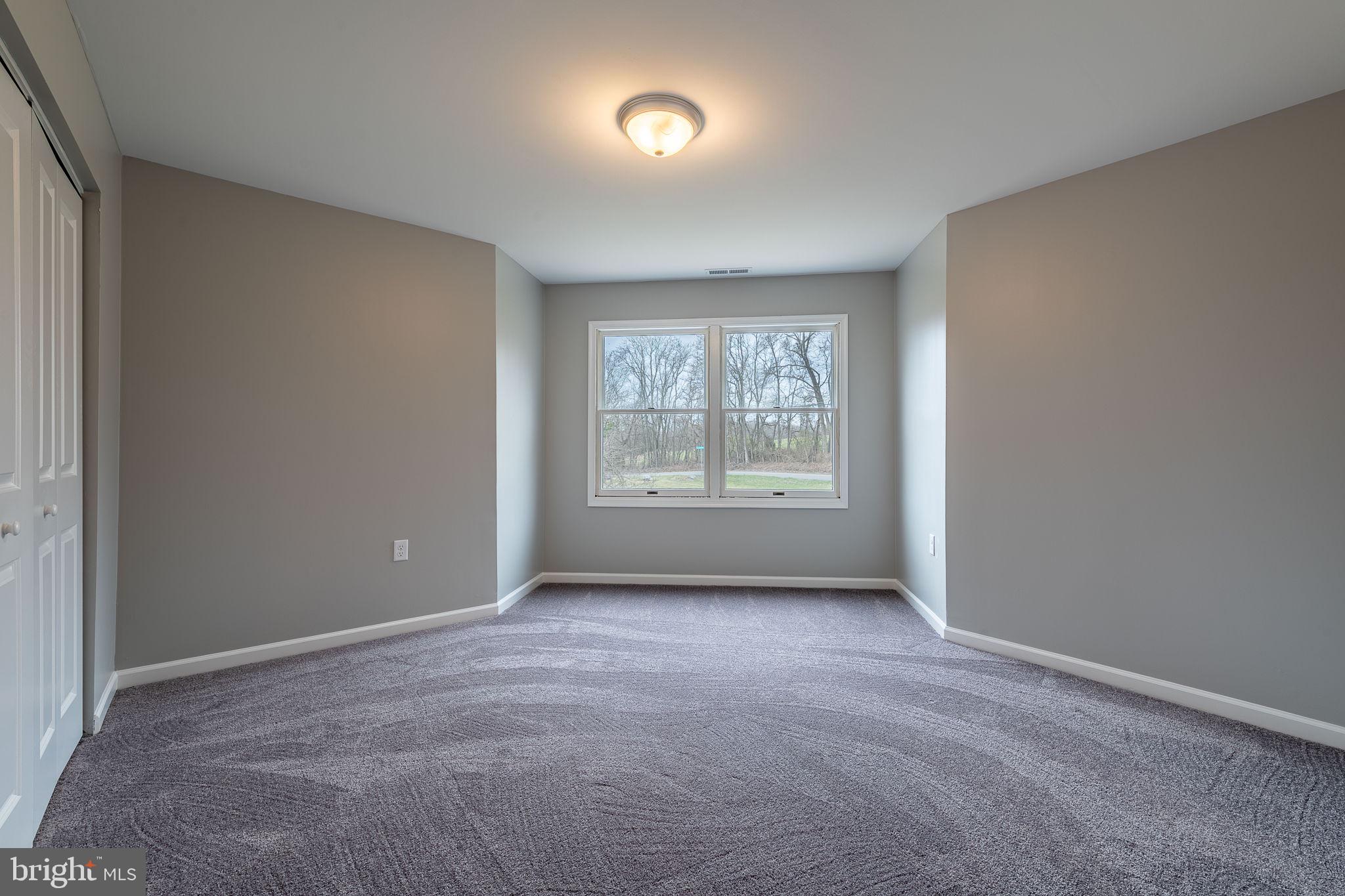 POTOMAC RIVER FARMS - Residential