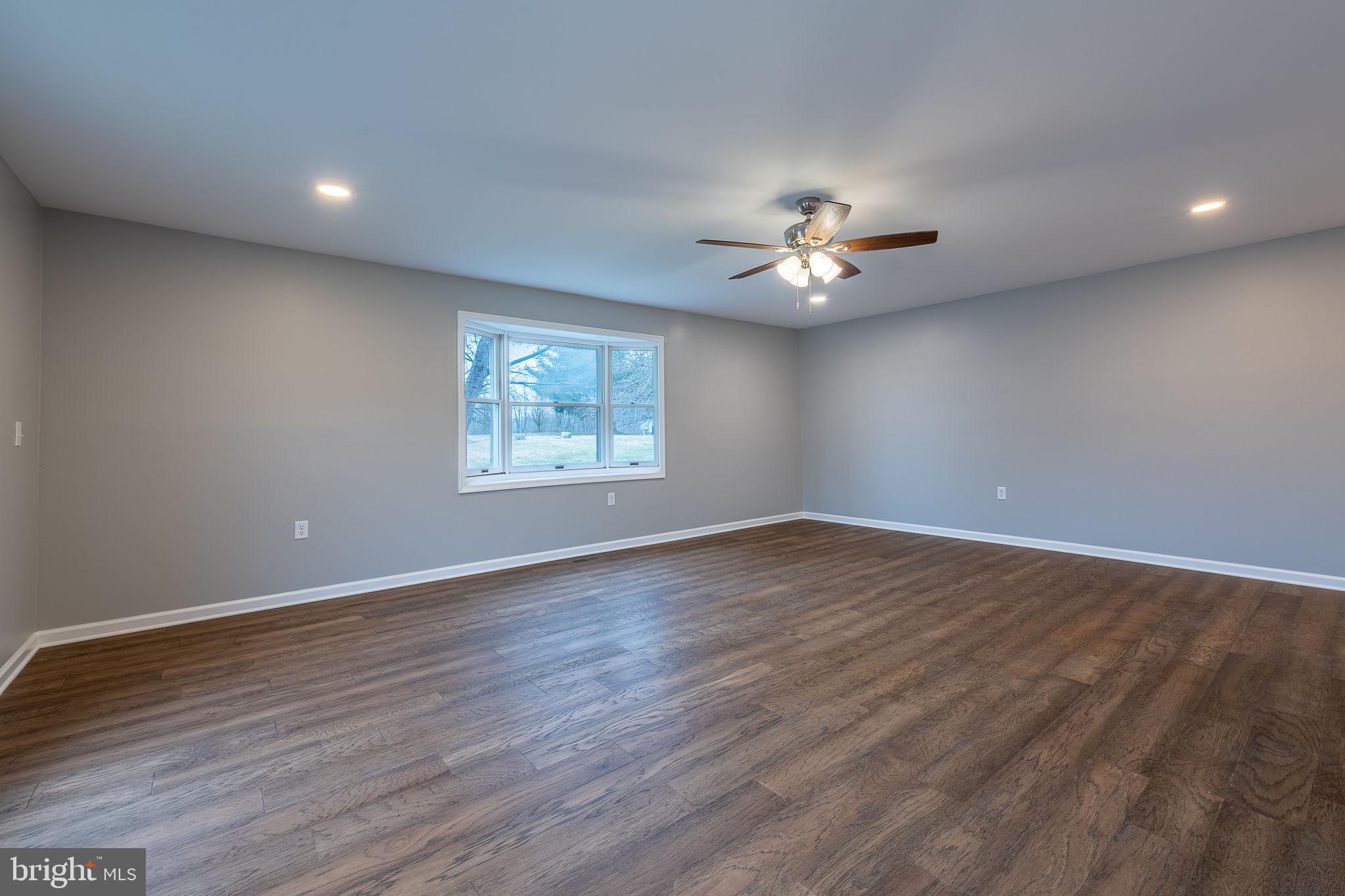 POTOMAC RIVER FARMS - Residential