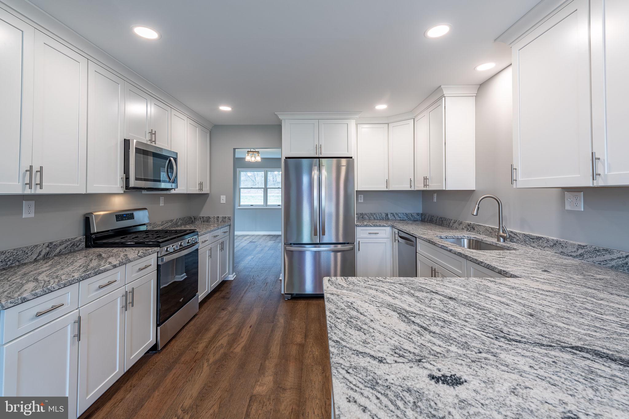 POTOMAC RIVER FARMS - Residential