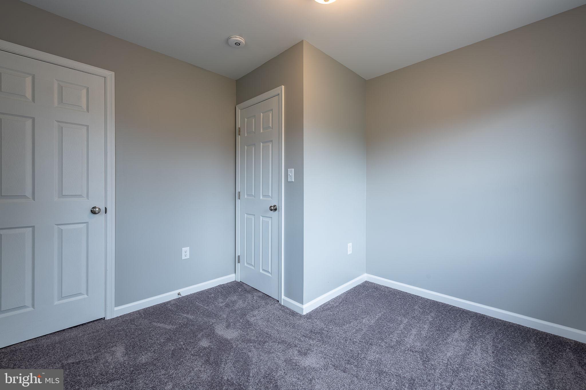 POTOMAC RIVER FARMS - Residential