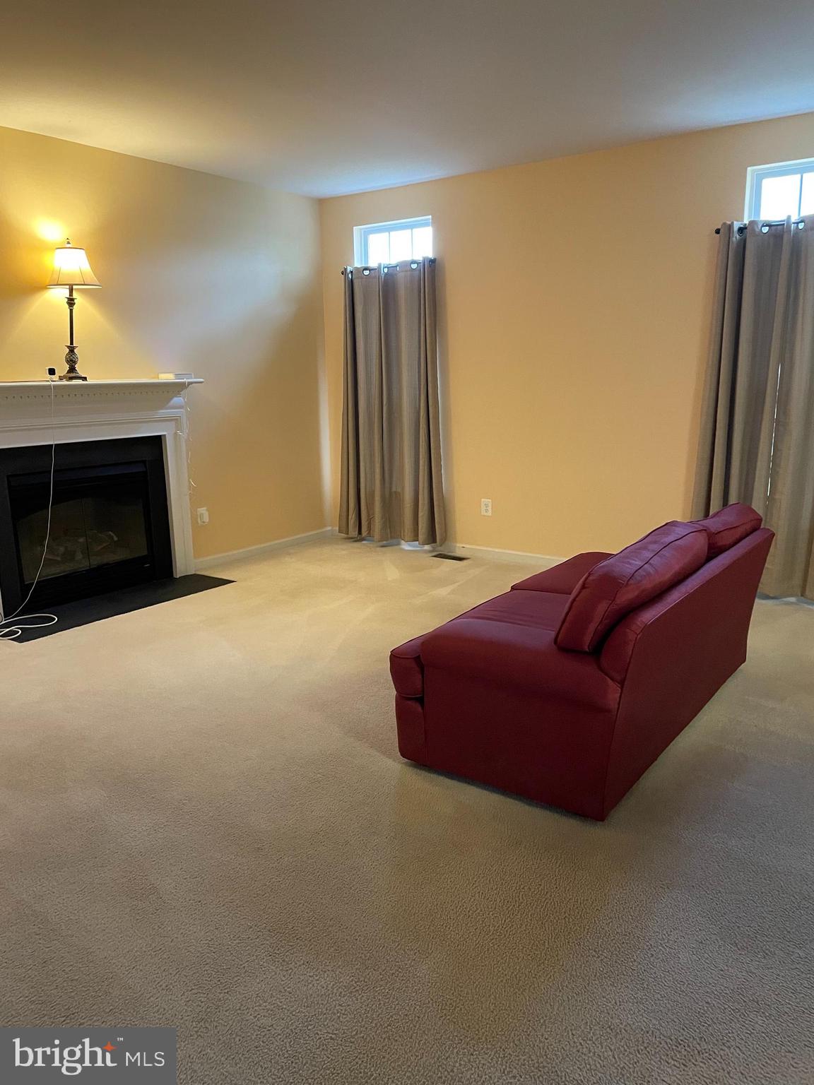 LAKELAND PLACE - Residential Lease