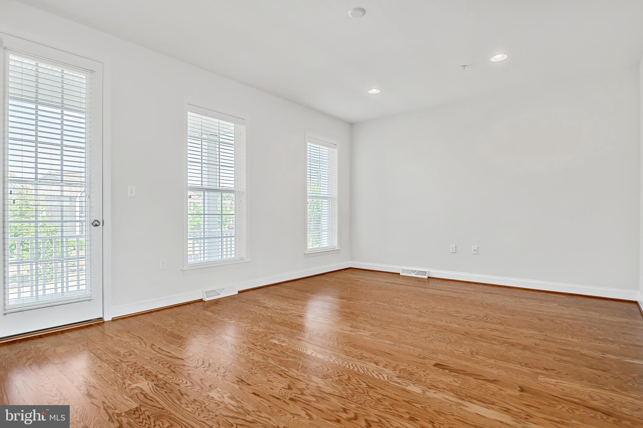 WALDEN - Residential Lease