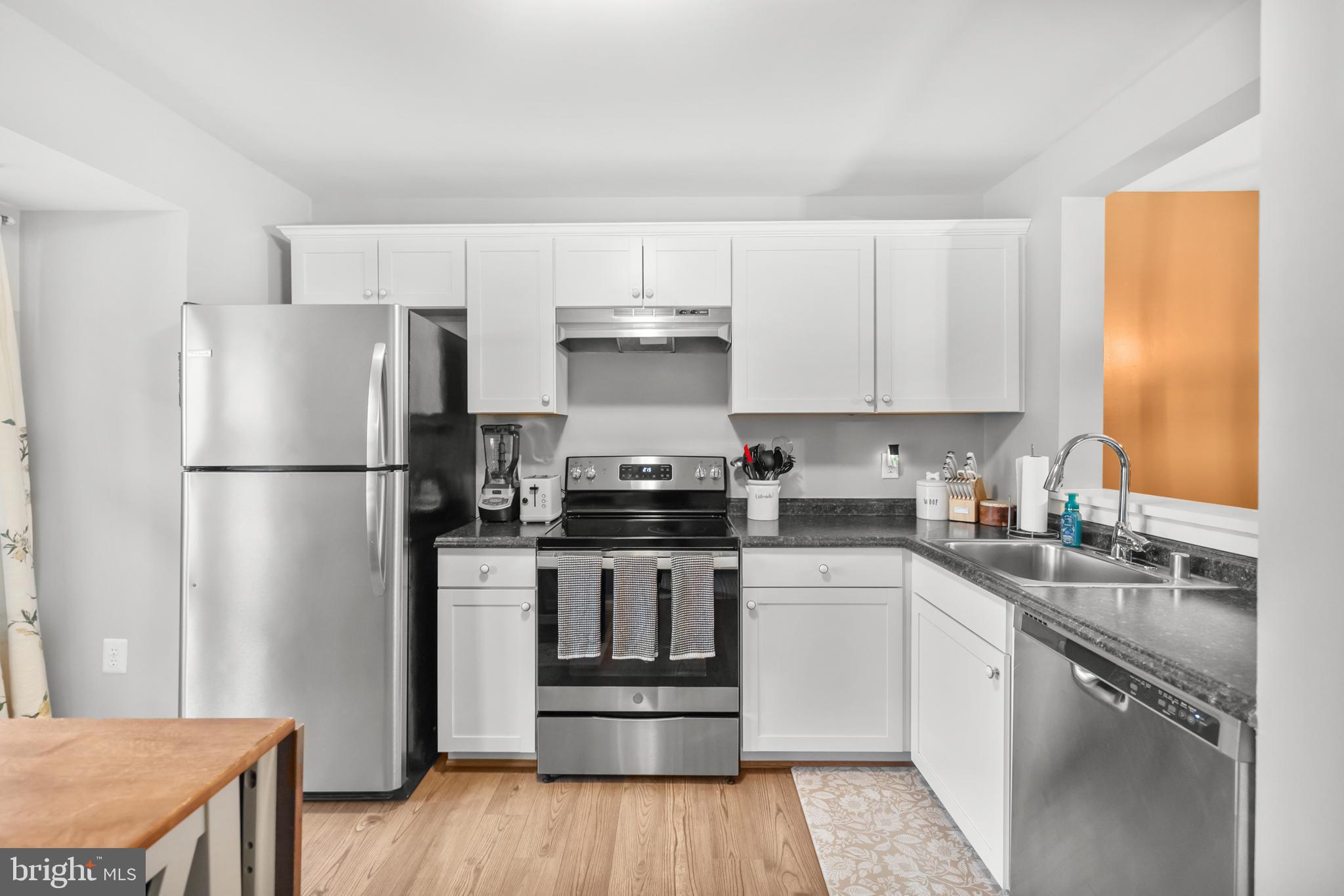 VILLAGES OF MOUNT VERNON - Residential