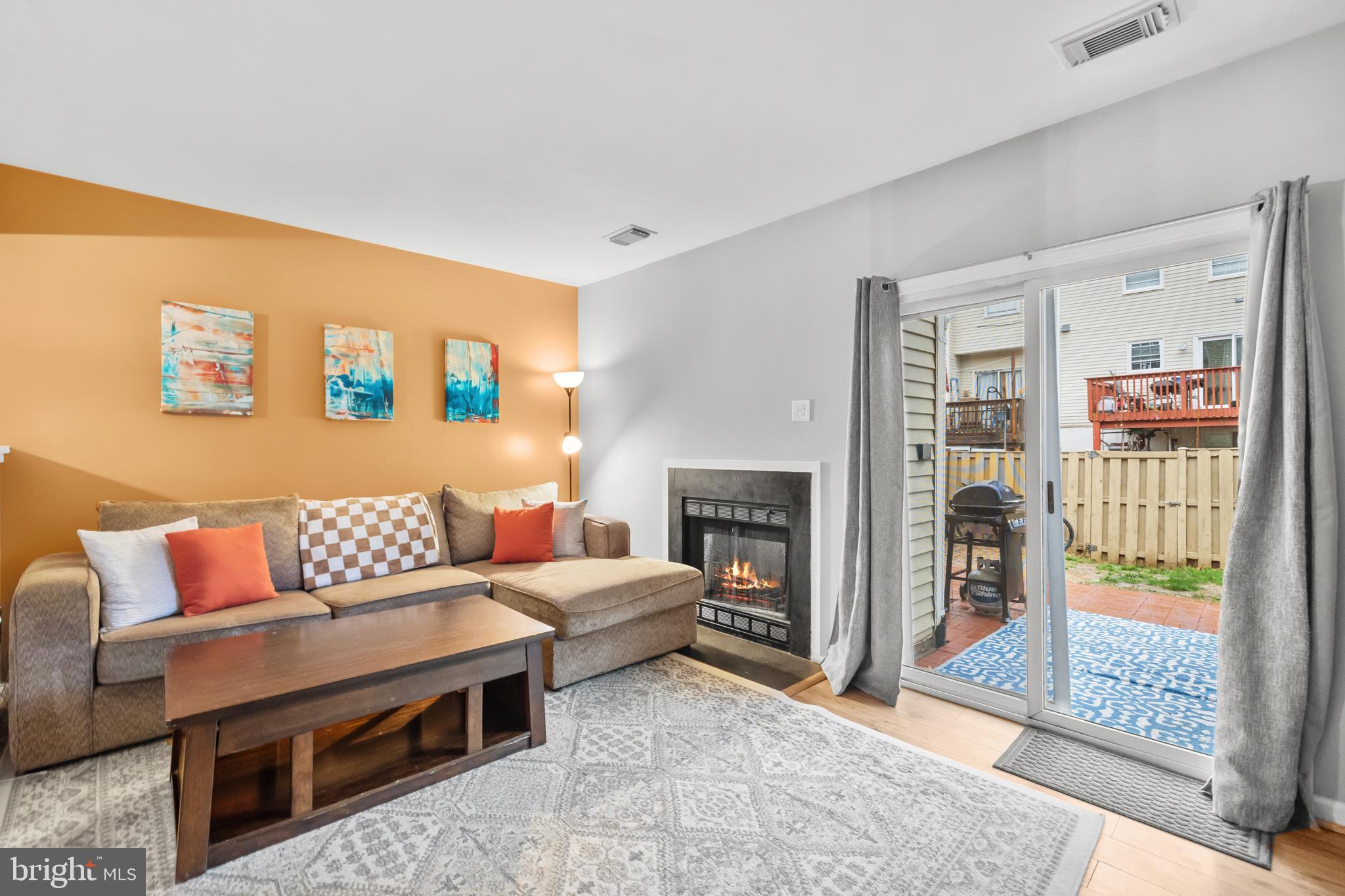 VILLAGES OF MOUNT VERNON - Residential