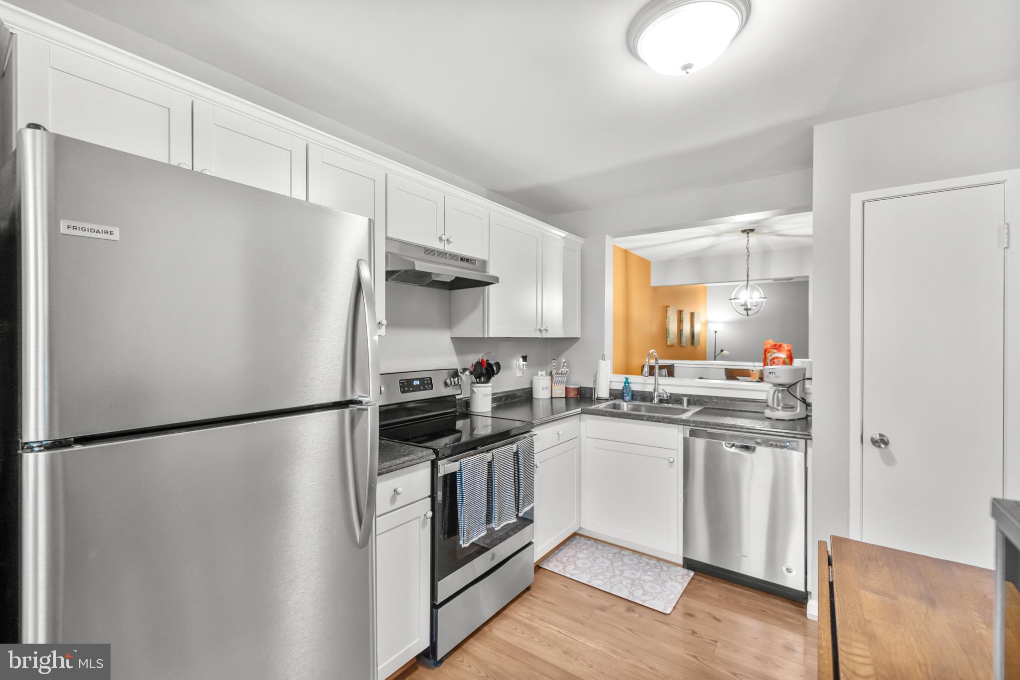 VILLAGES OF MOUNT VERNON - Residential