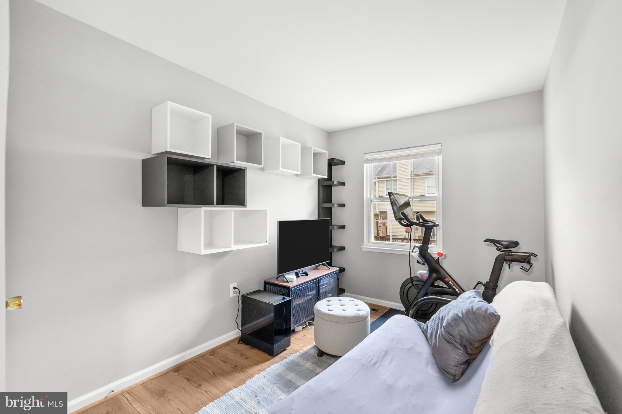 VILLAGES OF MOUNT VERNON - Residential