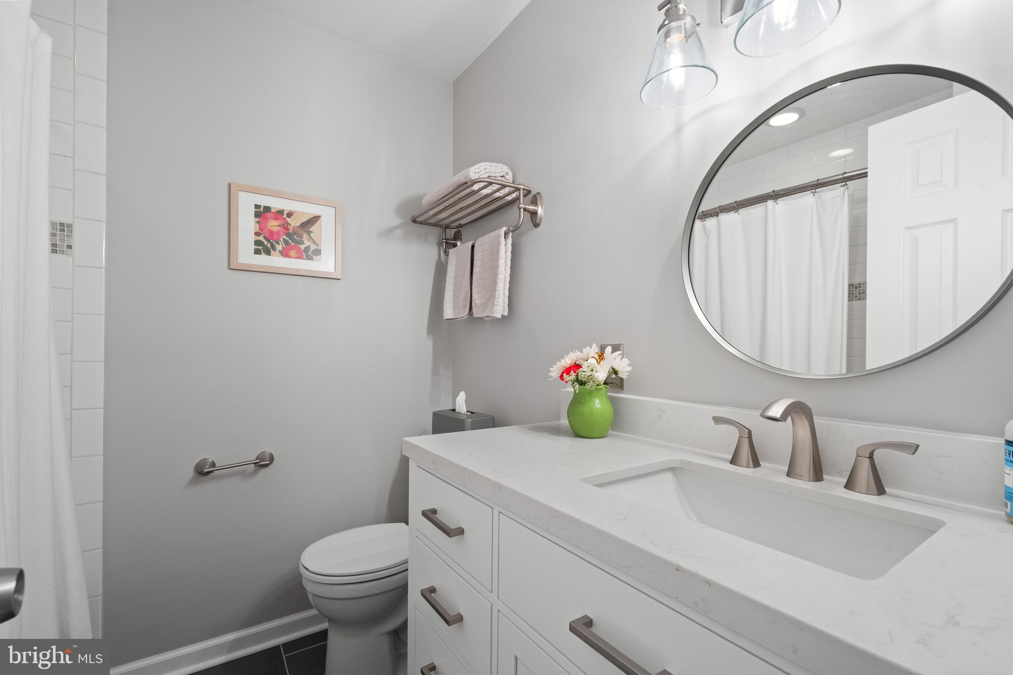 FAIRFAX TOWNE ESTATES - Residential