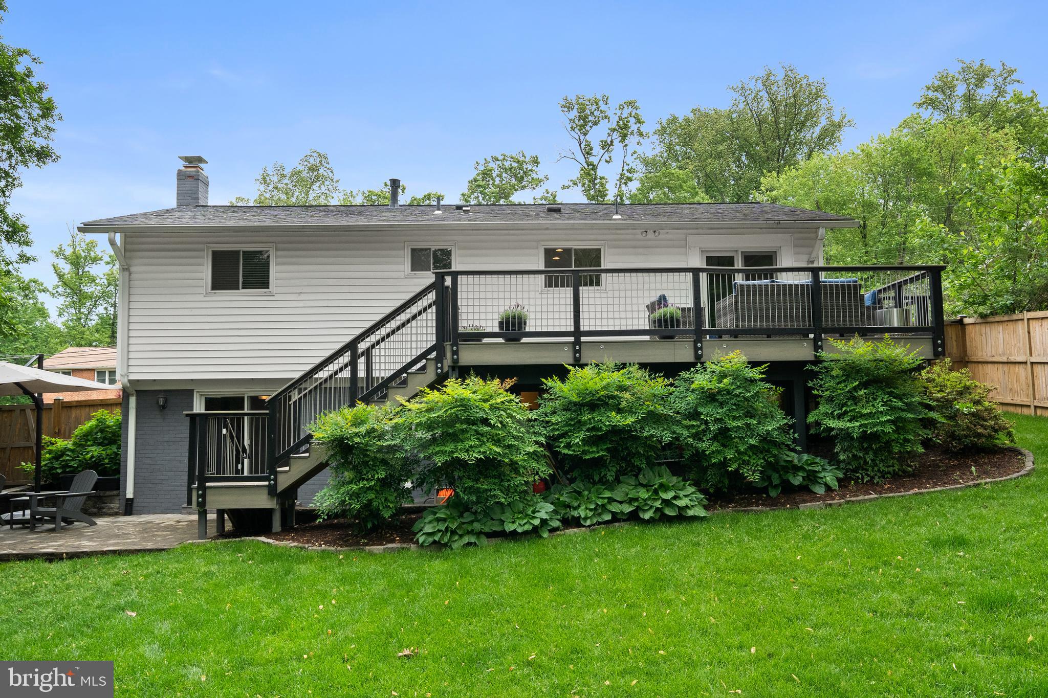 FAIRFAX TOWNE ESTATES - Residential