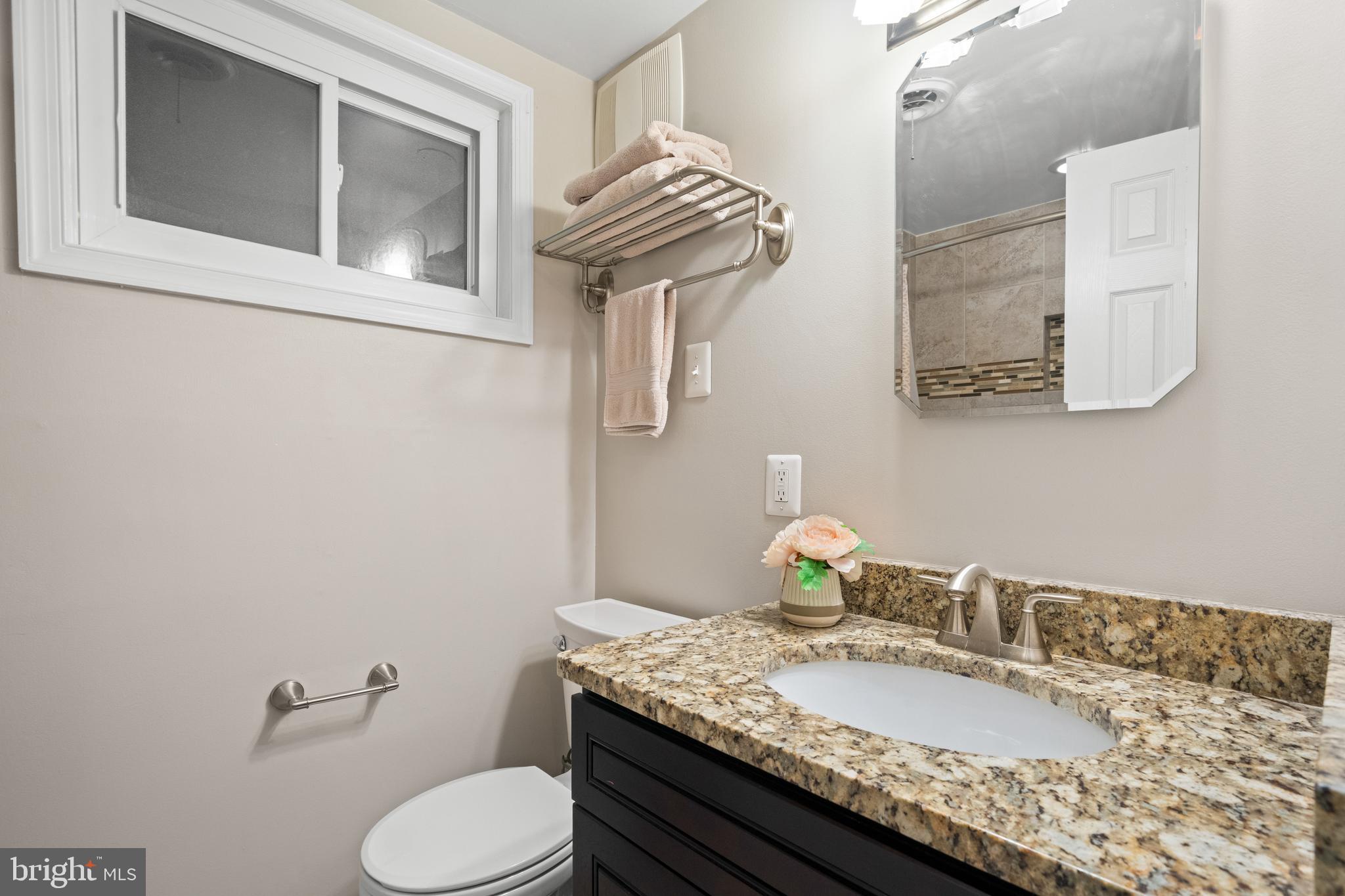 FAIRFAX TOWNE ESTATES - Residential