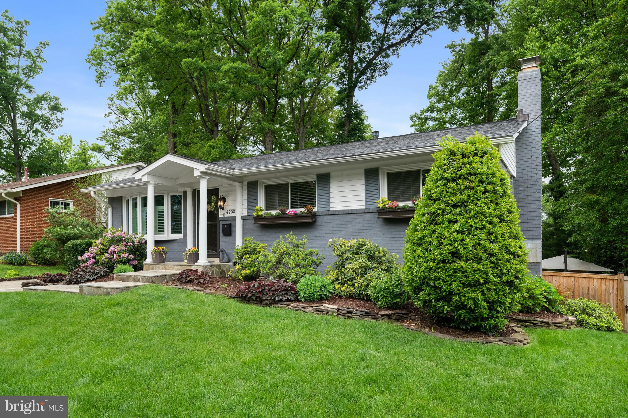 FAIRFAX TOWNE ESTATES - Residential