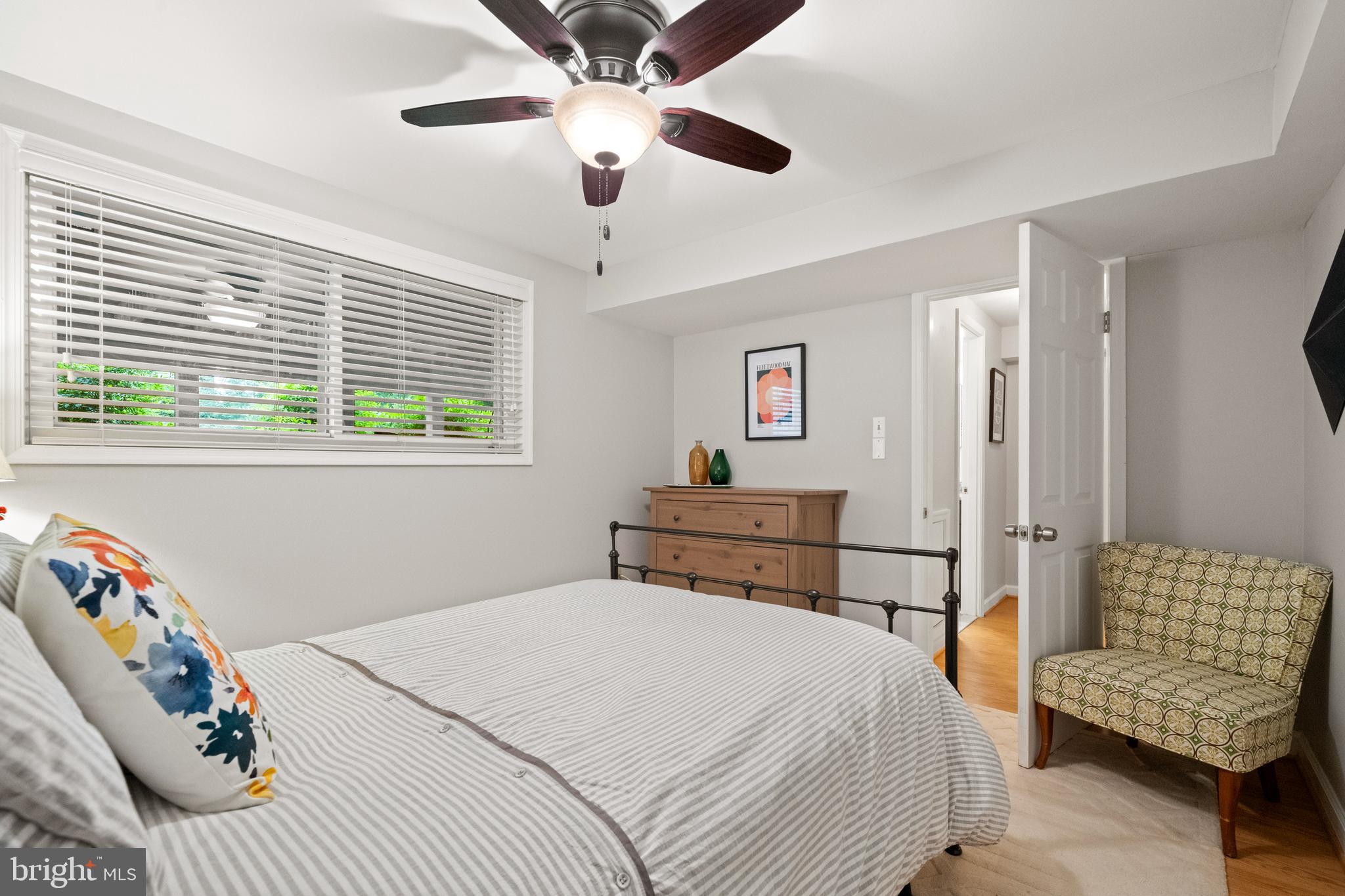 FAIRFAX TOWNE ESTATES - Residential