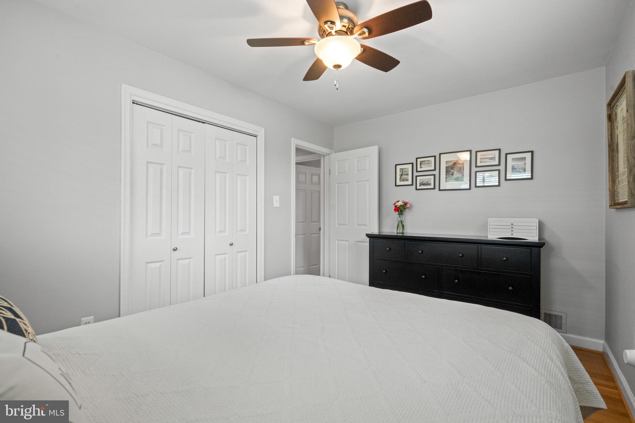 FAIRFAX TOWNE ESTATES - Residential