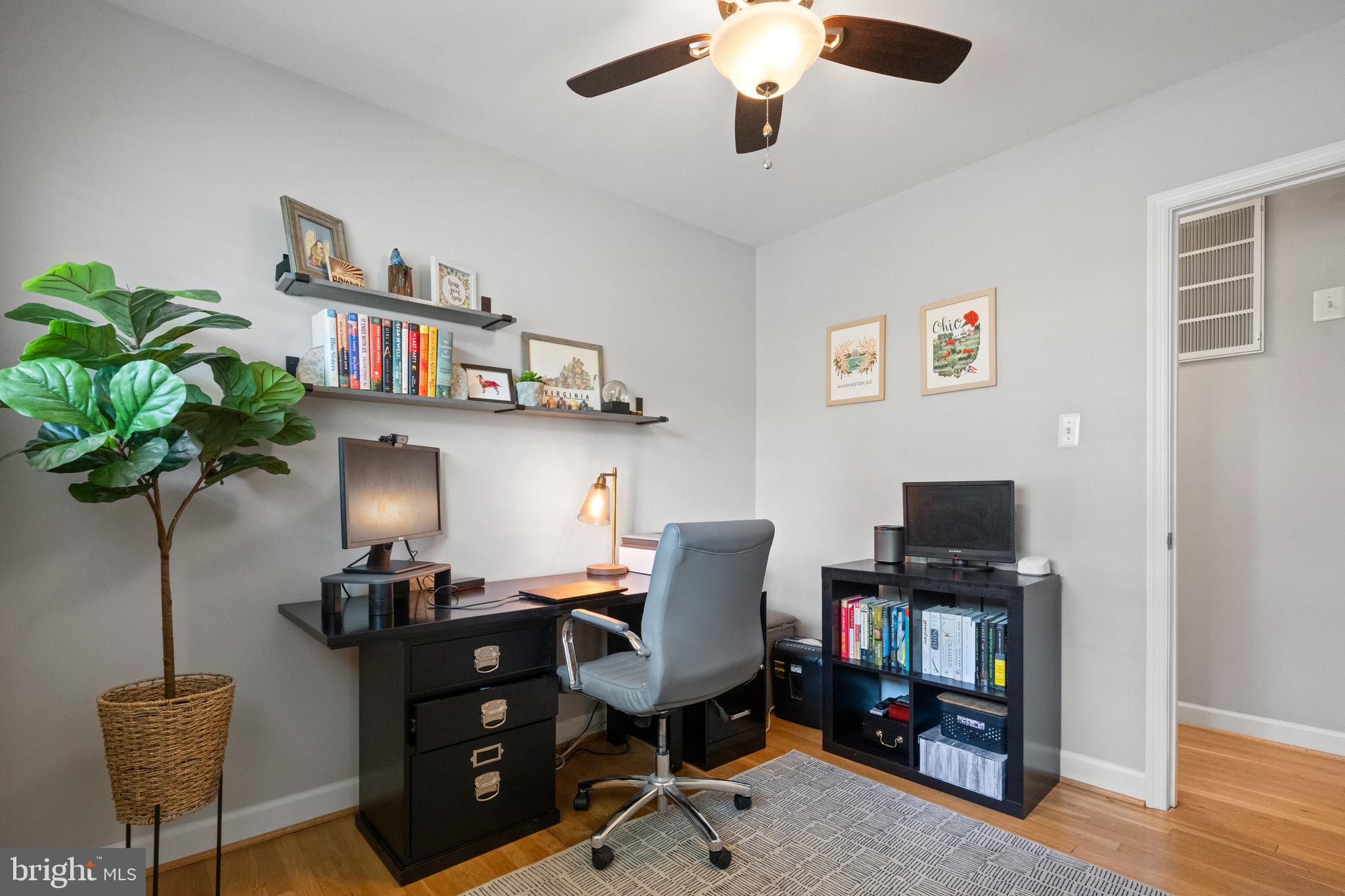 FAIRFAX TOWNE ESTATES - Residential