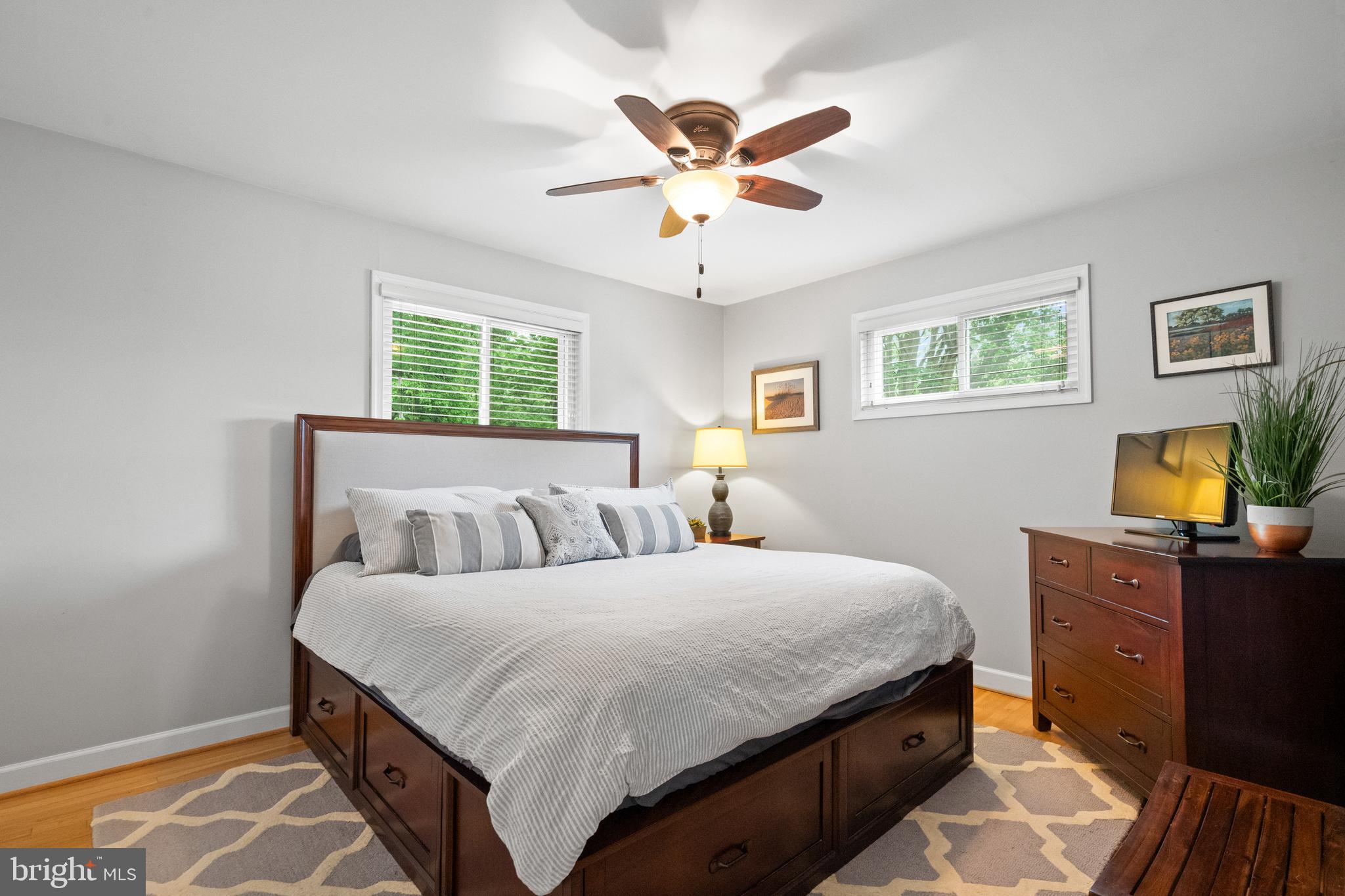 FAIRFAX TOWNE ESTATES - Residential