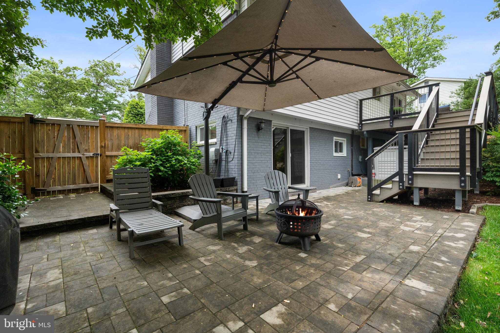 FAIRFAX TOWNE ESTATES - Residential