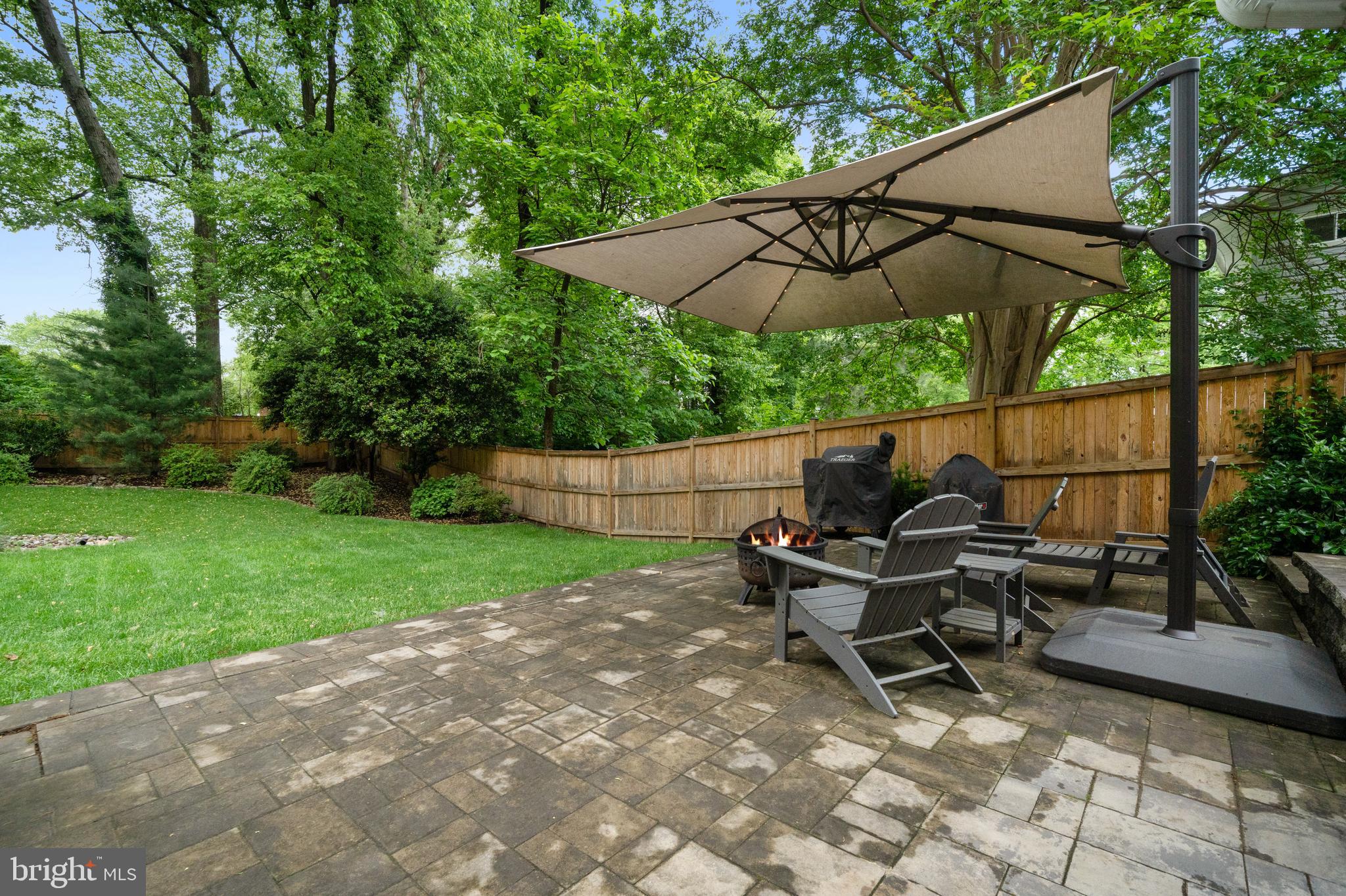 FAIRFAX TOWNE ESTATES - Residential