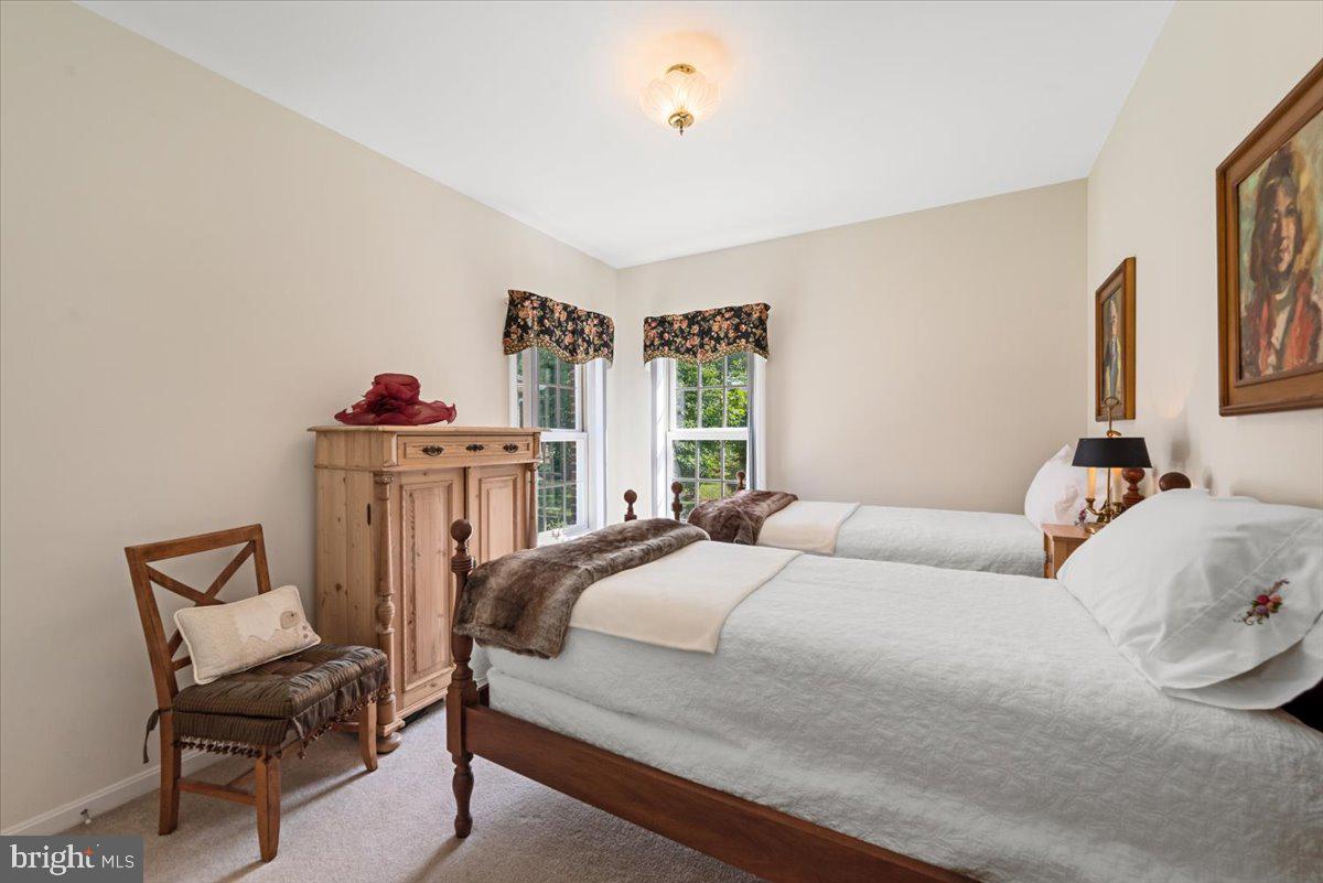 THE DOWNS AT MEADOWBRANCH - Residential