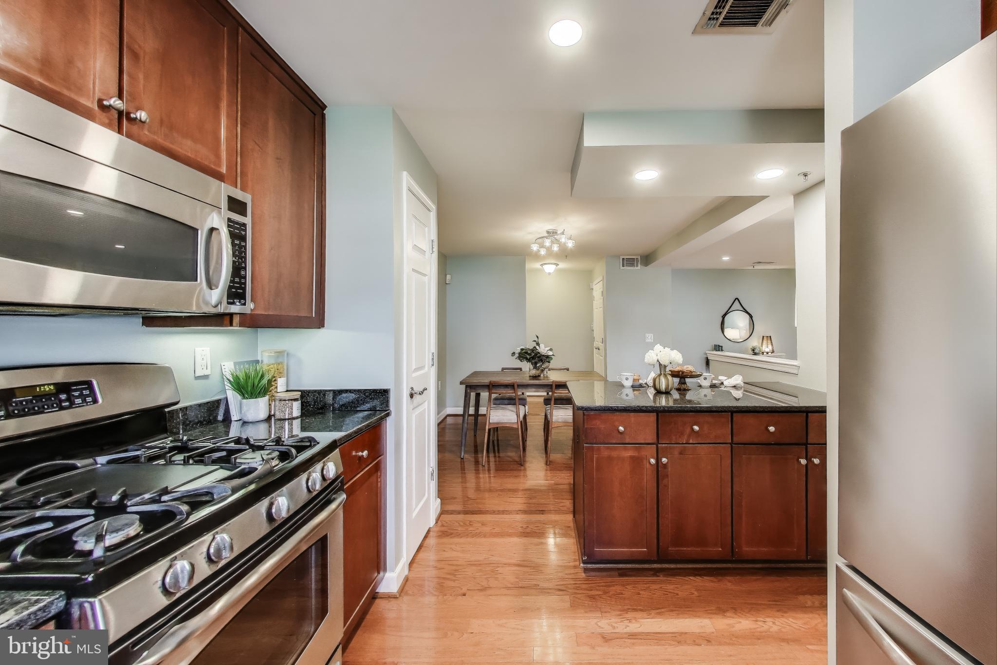 WEST VILLAGE OF SHIRLINGTON - Residential