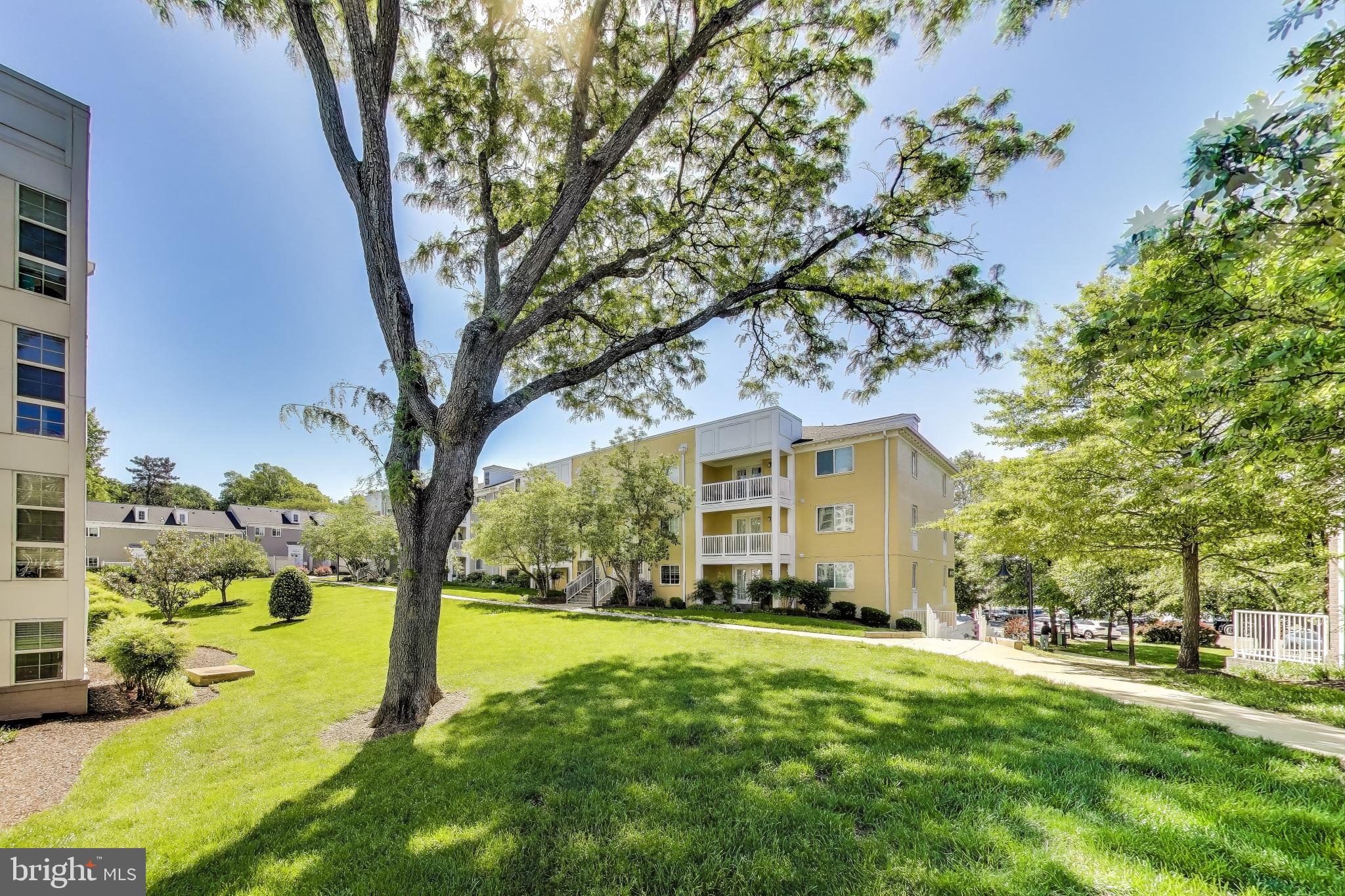 WEST VILLAGE OF SHIRLINGTON - Residential