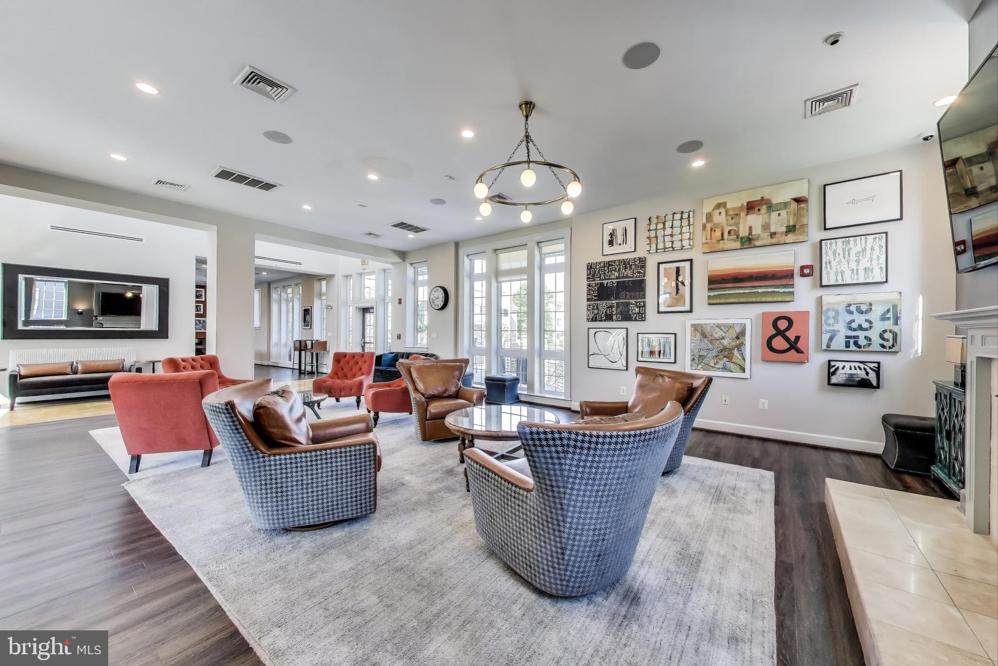 WEST VILLAGE OF SHIRLINGTON - Residential