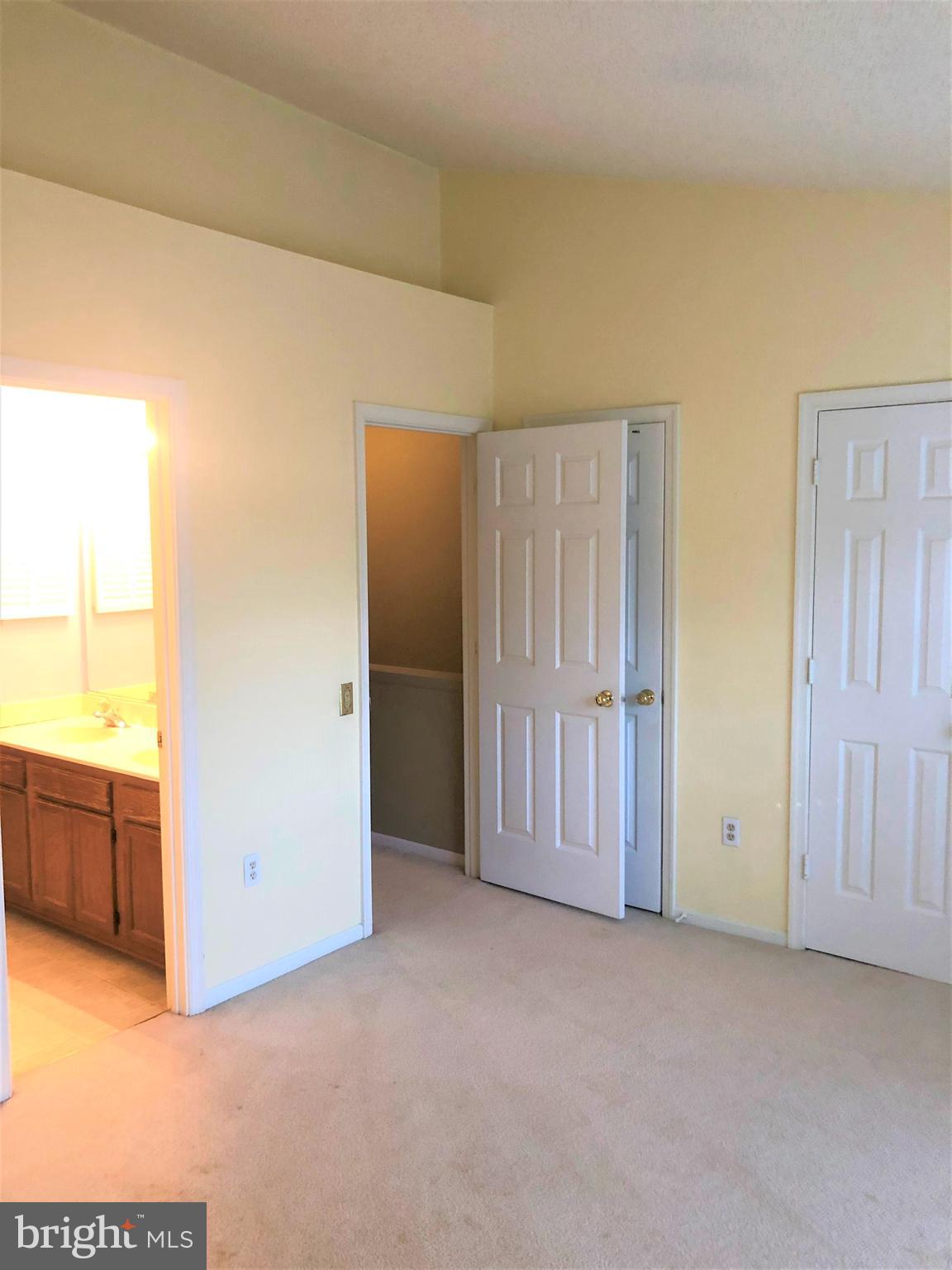 WOODSTONE - Residential Lease