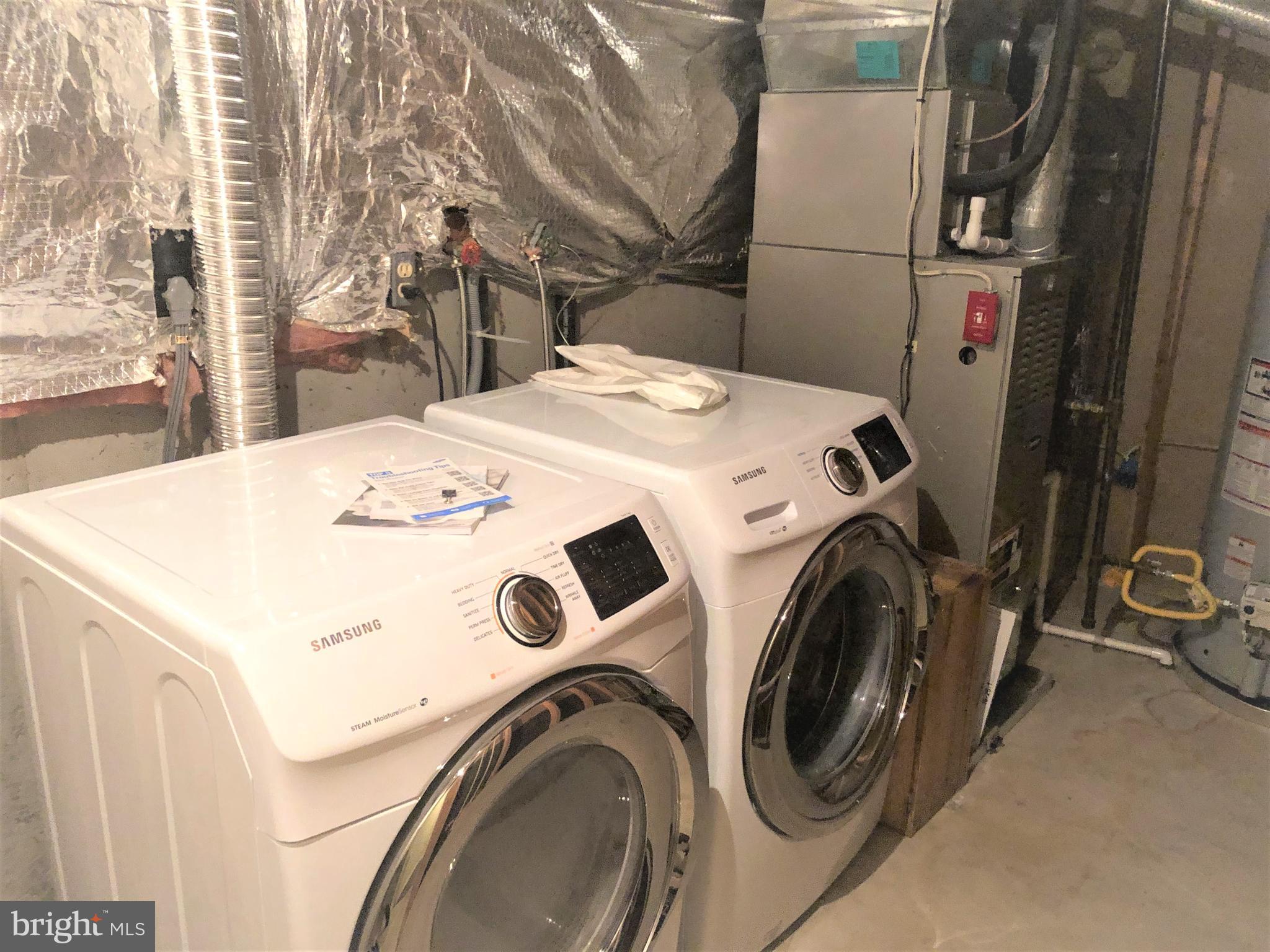 WOODSTONE - Residential Lease